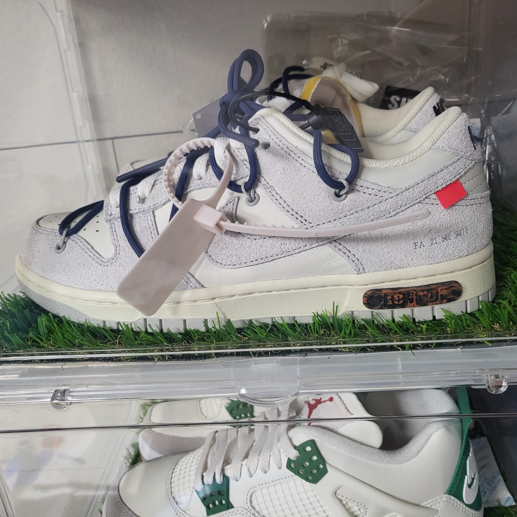 Nike x Off-White Dunk Low The 50 - Lot 18 착용 스타일