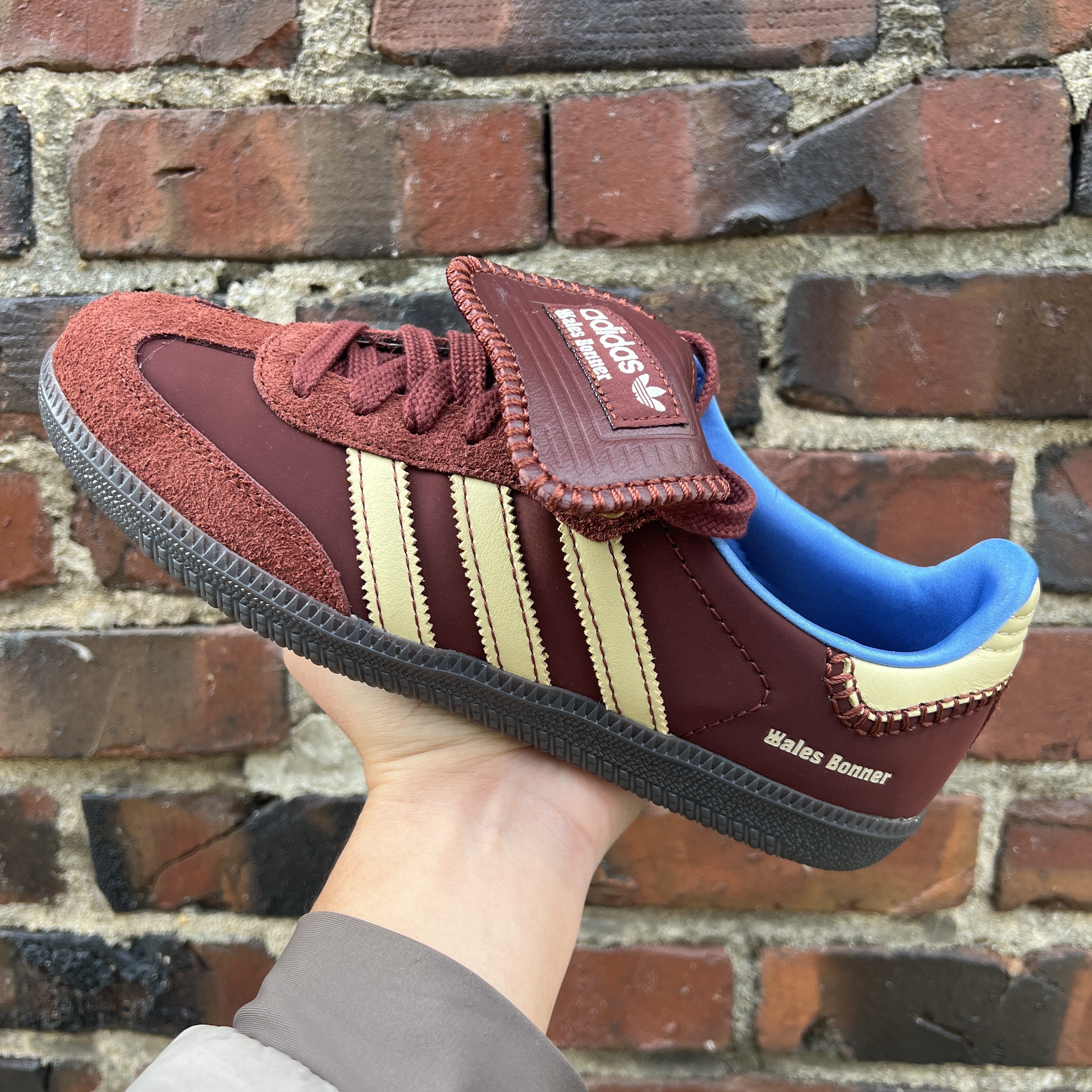 Adidas x Wales Bonner Nylon Samba Fox Brown Sandy Beige 착용 스타일 - 3