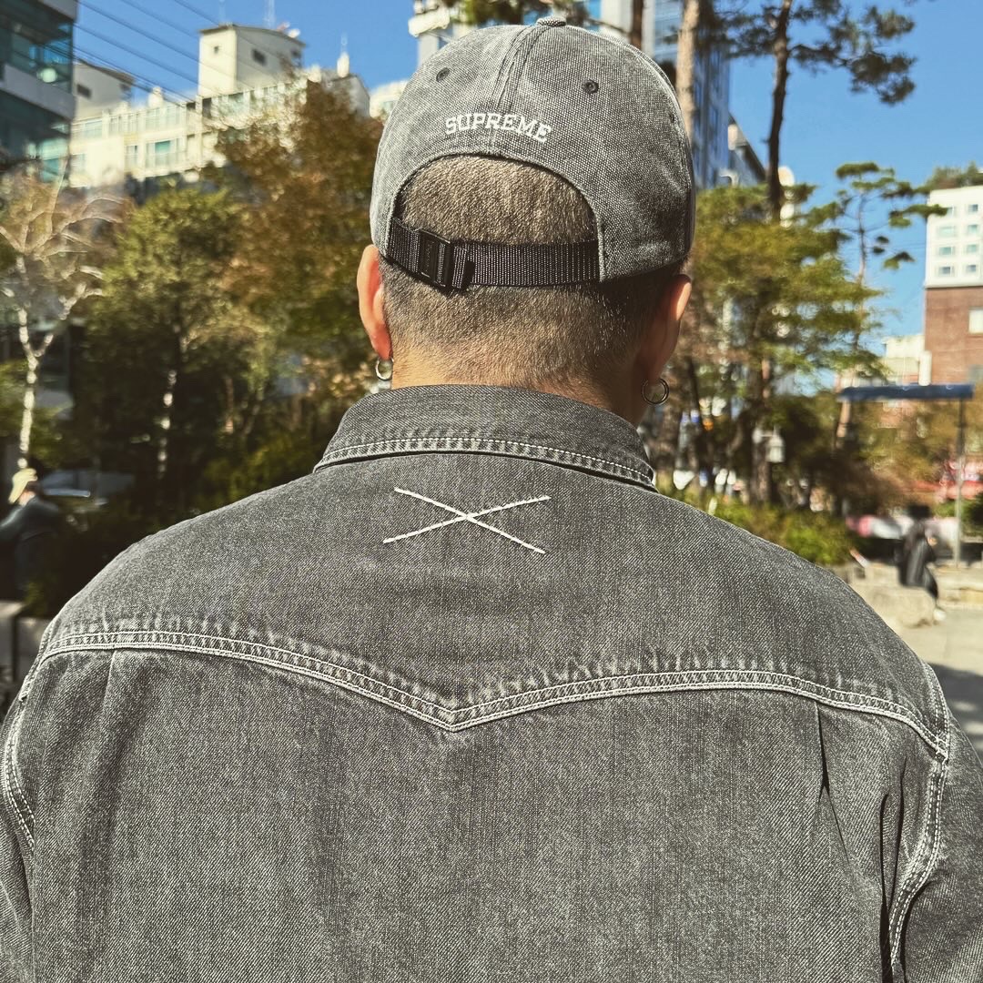 True Religion Denim Field Shirts Black, True Religion Bullet Pocket Denim Pants Black 착용 스타일 - 2