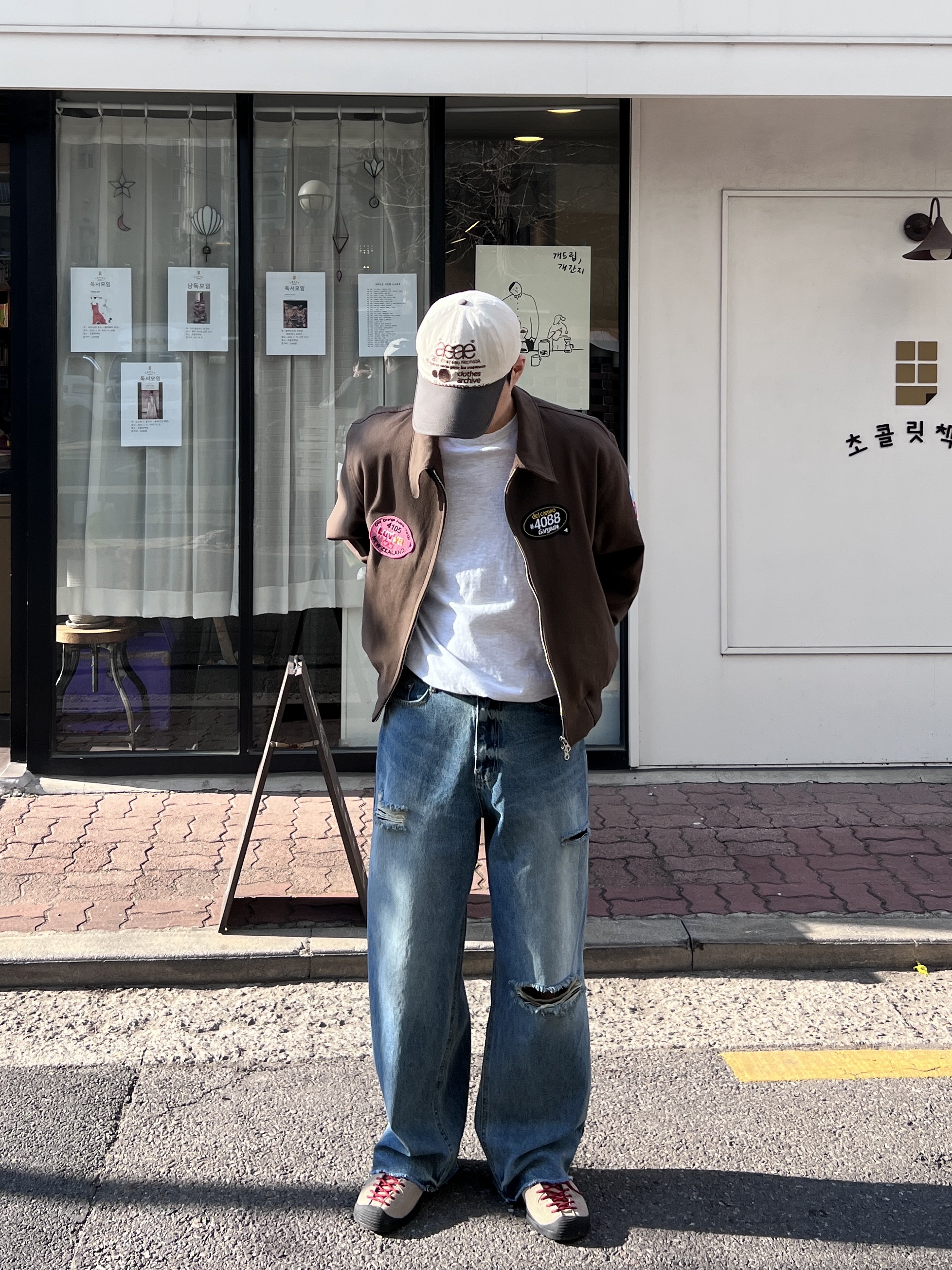 Keen Jasper Suede Sneakers Silver Mink 착용 스타일 - 3