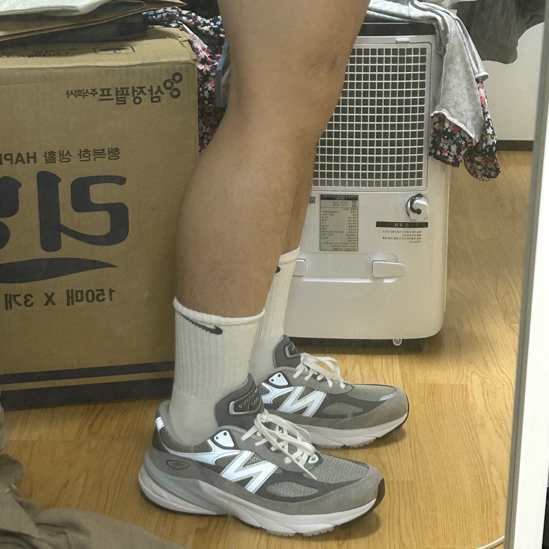 New Balance 990v6 Made in USA Grey - D Standard 착용 스타일
