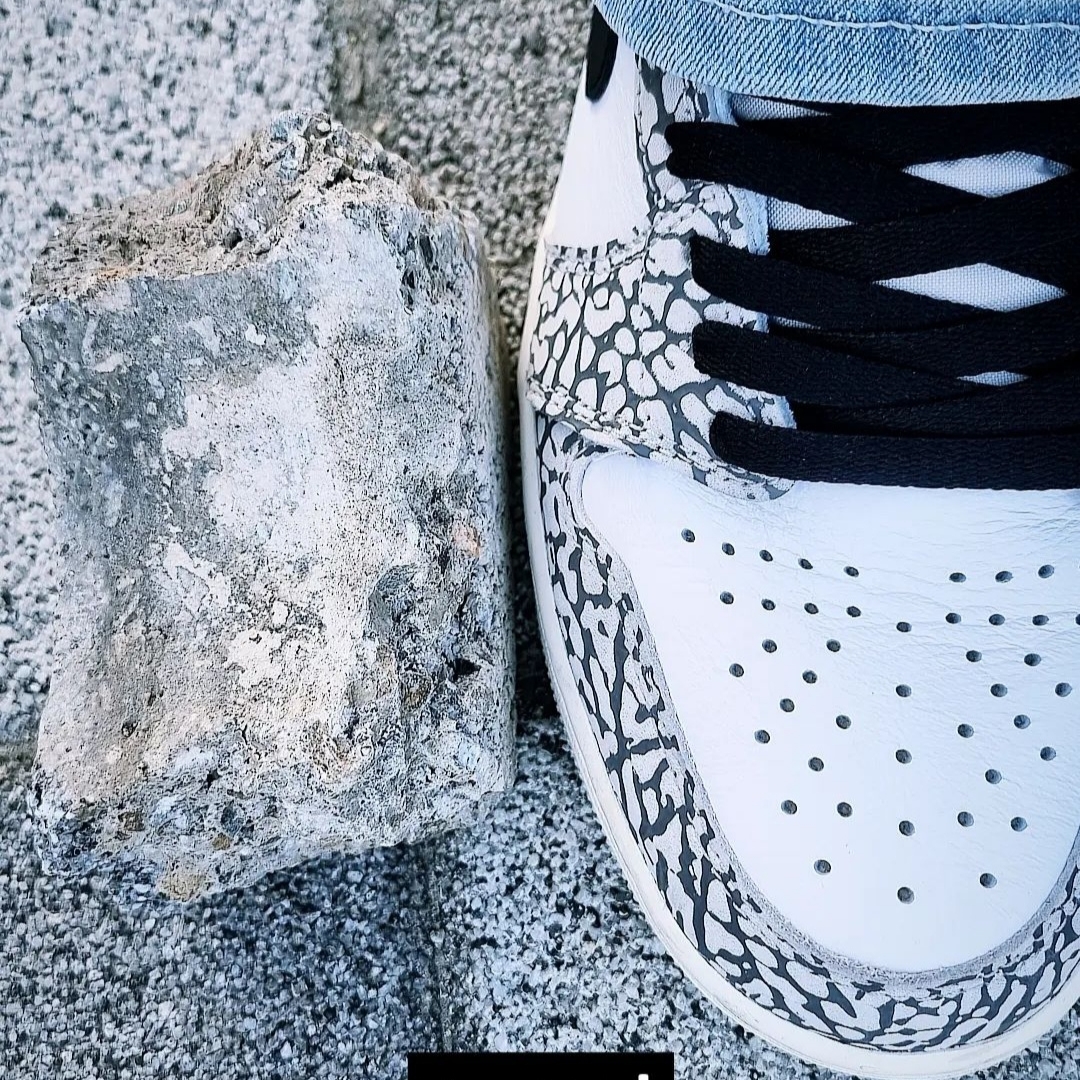 Jordan 1 Retro High OG White Cement 착용 스타일