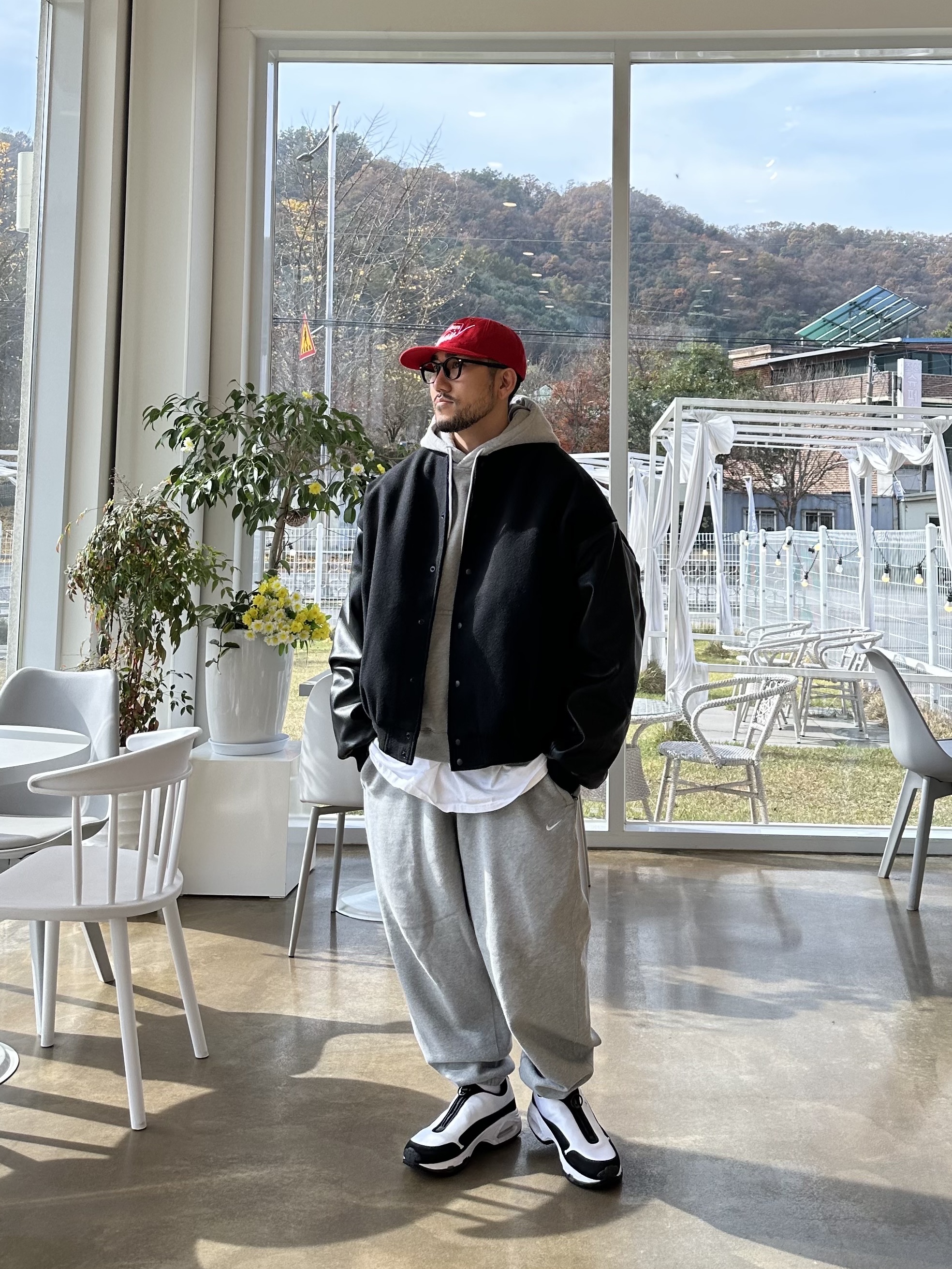 Nike NRG Solo Swoosh Fleece Pants Dark Grey Heather - Asia, Nike x Comme des Garcons Homme Plus Air Max Sunder SP White Black 착용 스타일