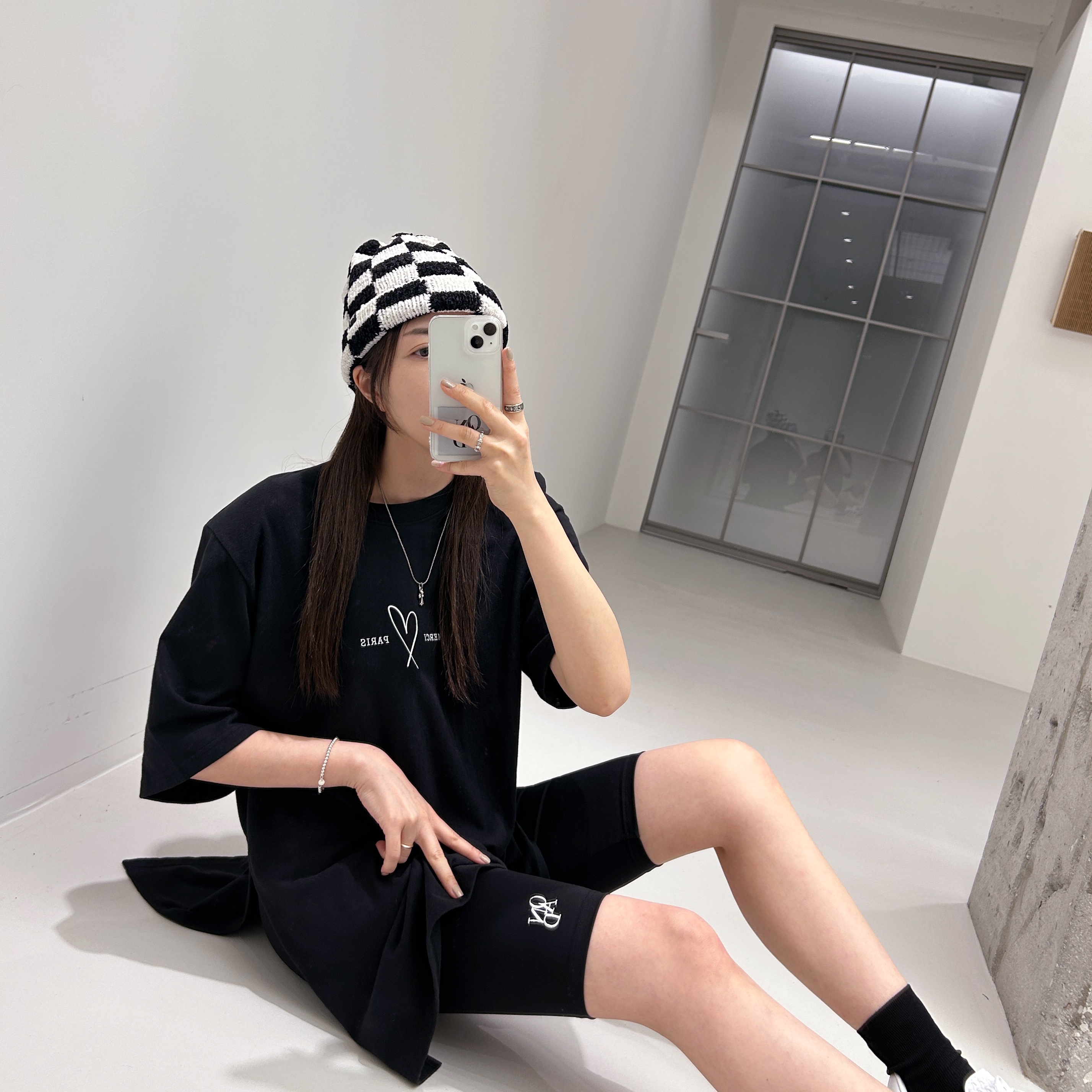 Stussy Crochet Checkered Beanie Black 착용 스타일 - 2