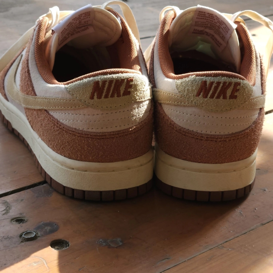 Nike Dunk Low Pro Premium Medium Curry 착용 스타일 - 5