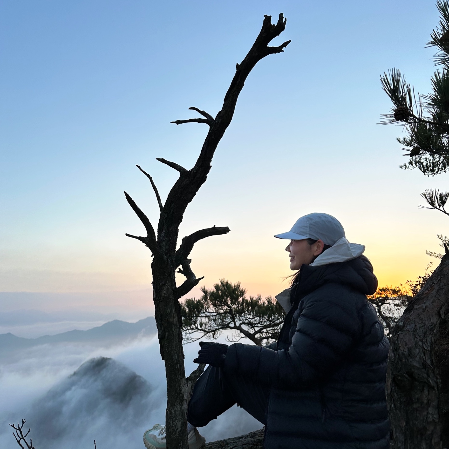 Arc'teryx Norvan Cap Solitude 착용 스타일 - 1