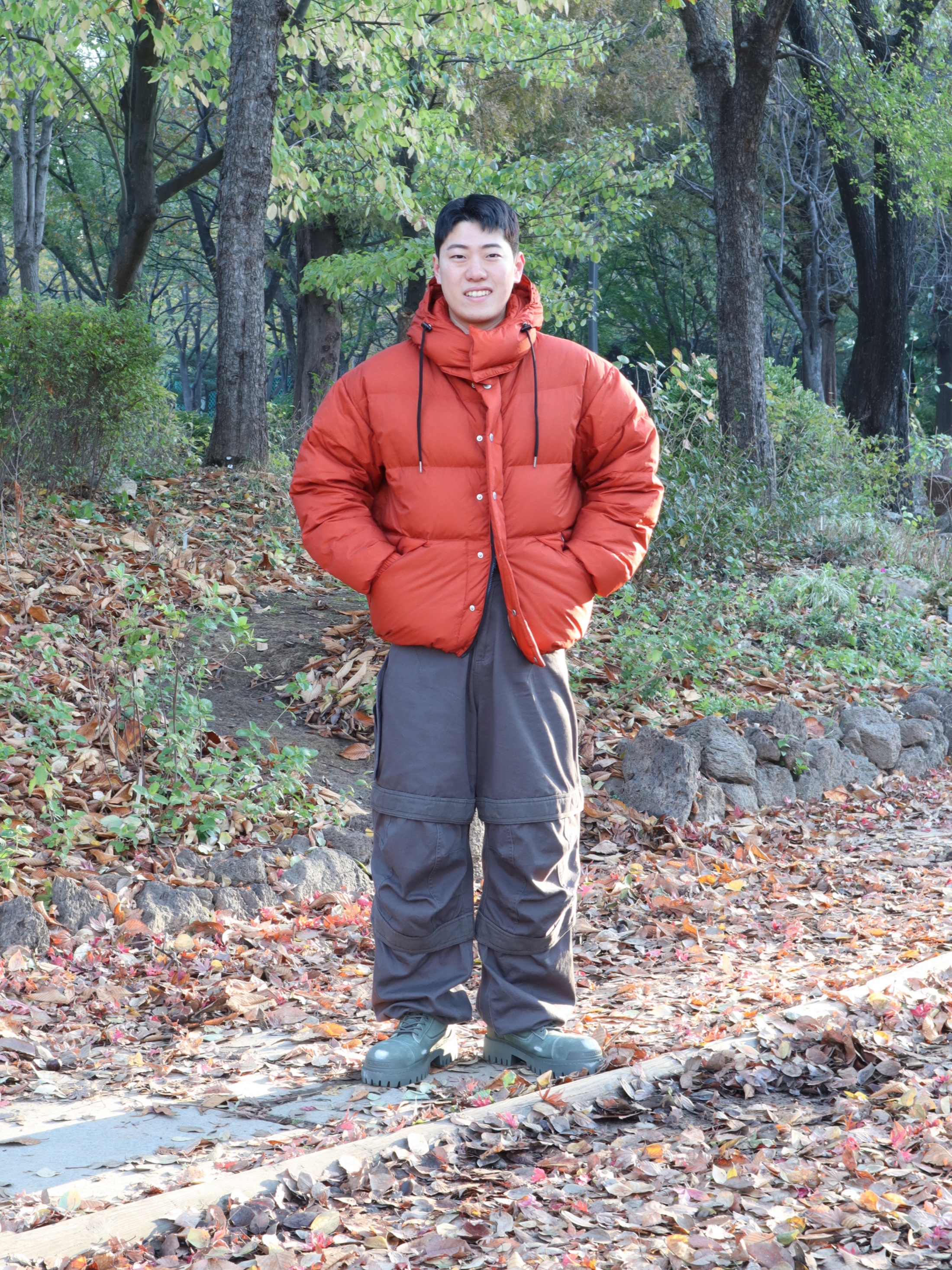 Farfromwhat Far Layered Work Pants Charcoal 착용 스타일 - 3