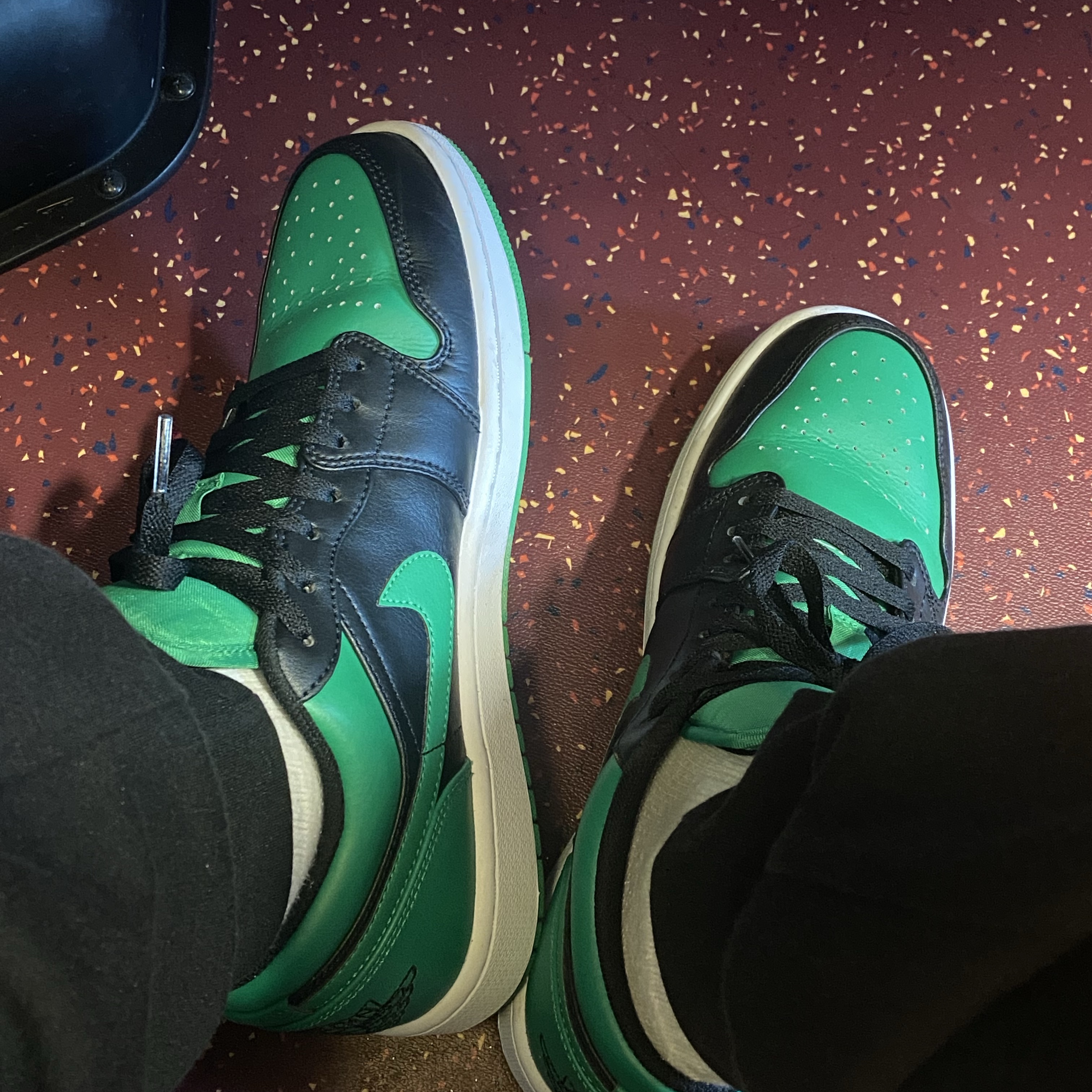 Jordan 1 Low Lucky Green 착용 스타일