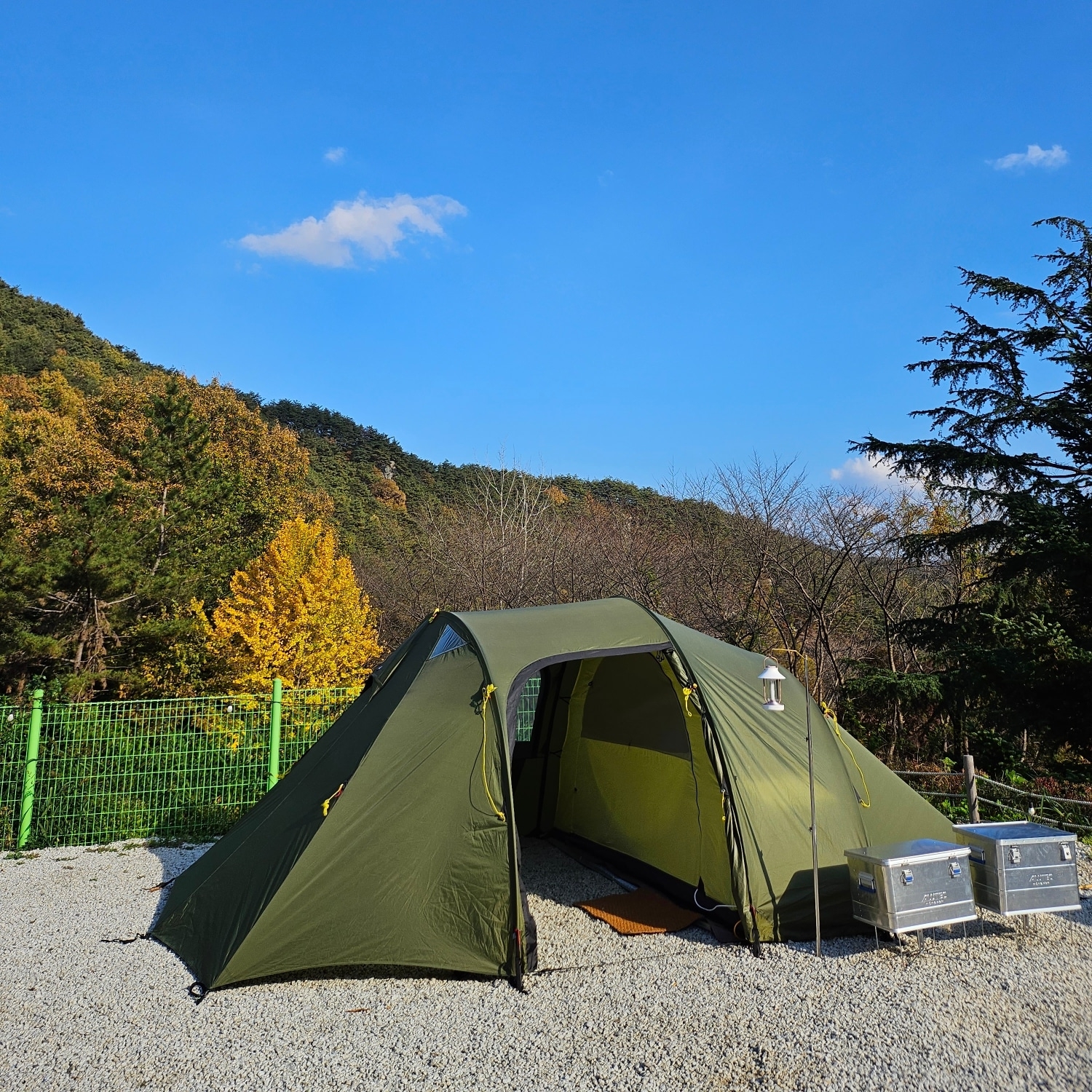 Helsport Gimle Family 4+ Outer Tent 착용 스타일