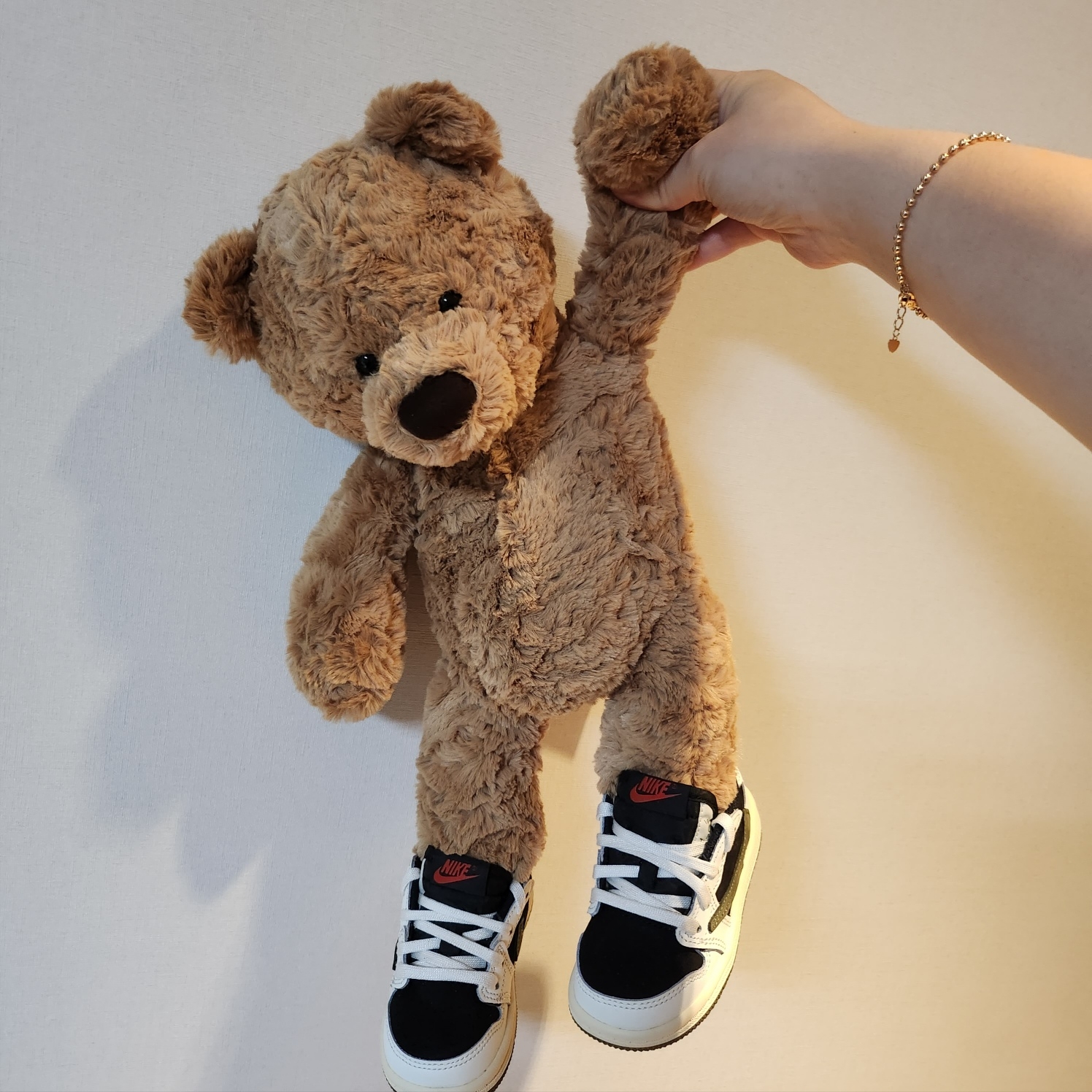 (TD) Jordan 1 x Travis Scott Retro Low OG SP Medium Olive 착용 스타일