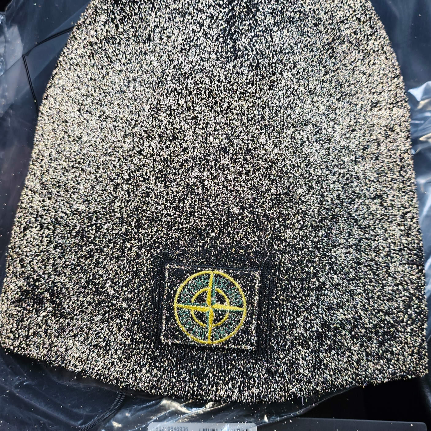 Supreme x Stone Island Reflective Beanie Black - 23FW 착용 스타일