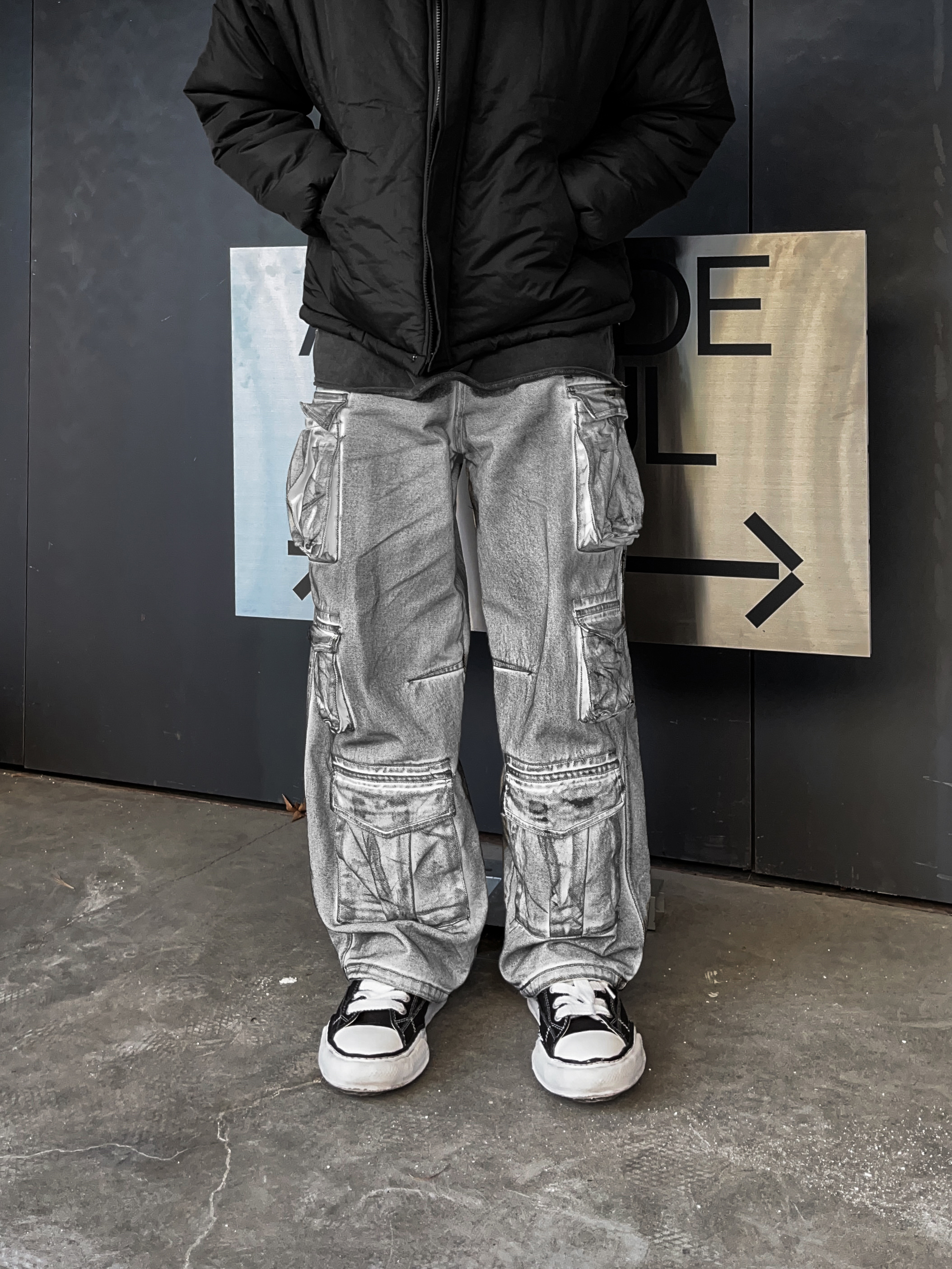Maison Mihara Yasuhiro Peterson OG Sole Canvas Low Sneakers Black 착용 스타일 - 2