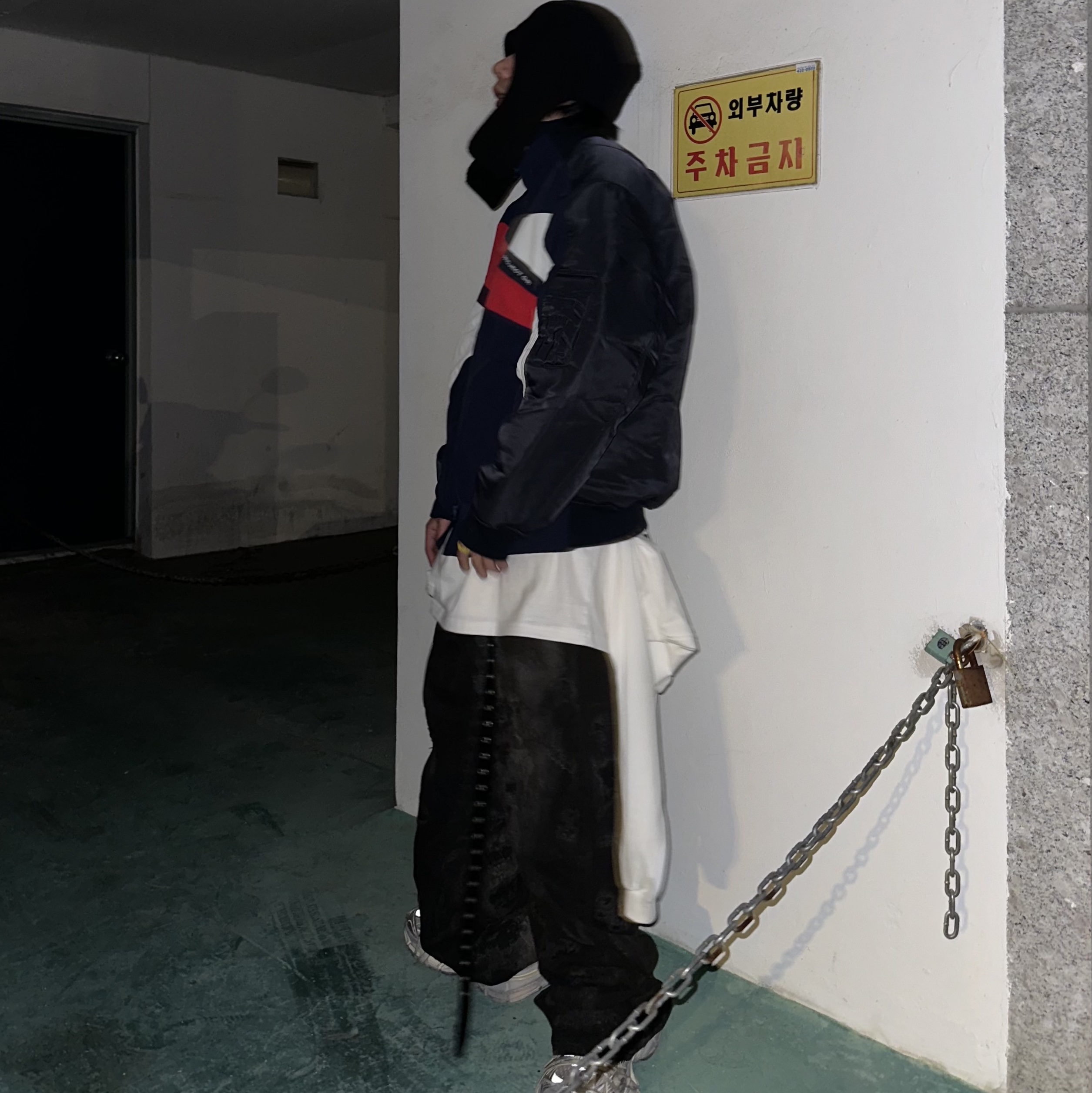 Project G/R x Reebok Hybrid Bomber Track Jacket Navy, Project G/R Asura Long Sleeve White 착용 스타일 - 1