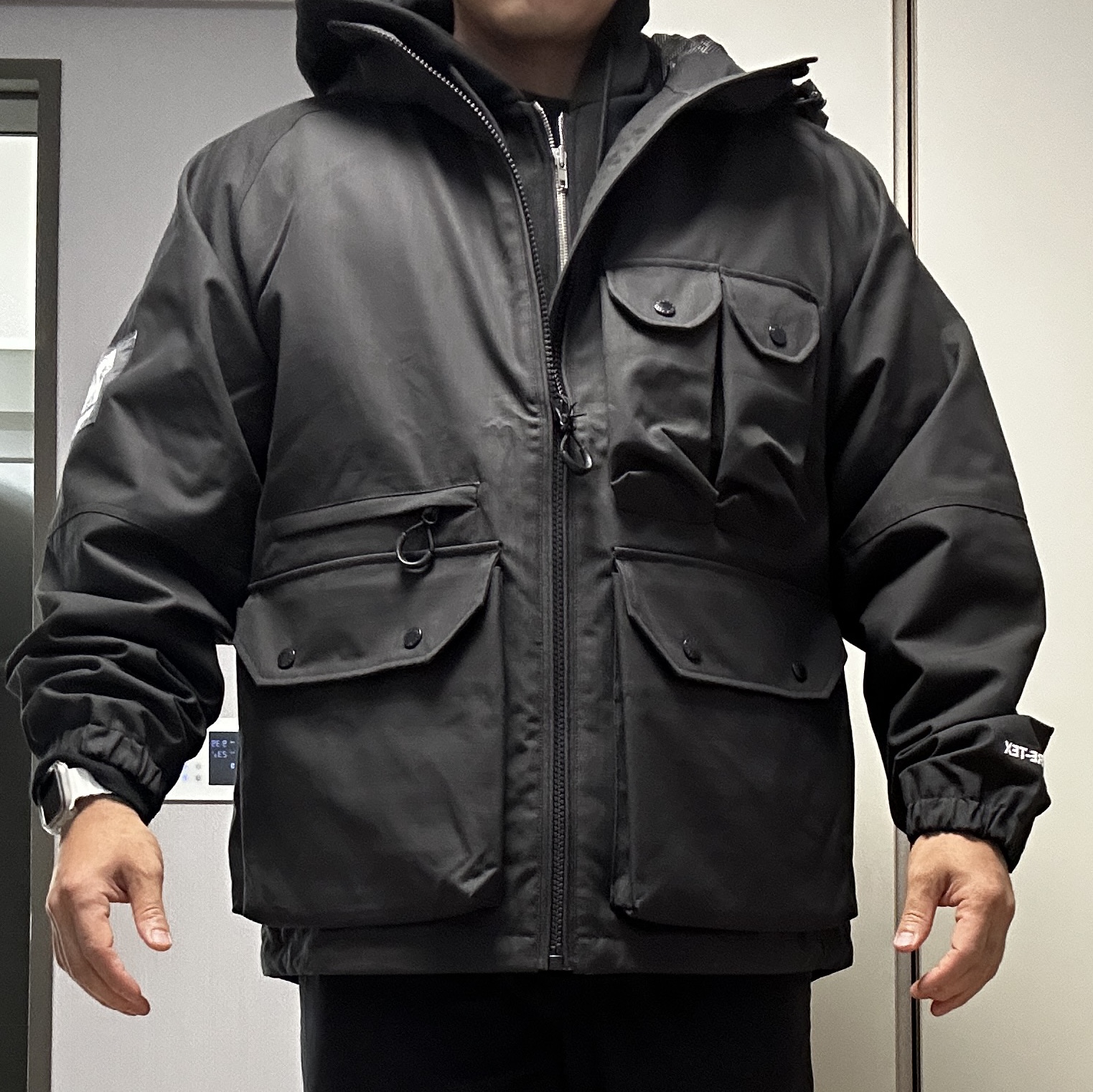 Palace Gore-Tex Cotton RS Jacket Black - 23FW 착용 스타일 - 4