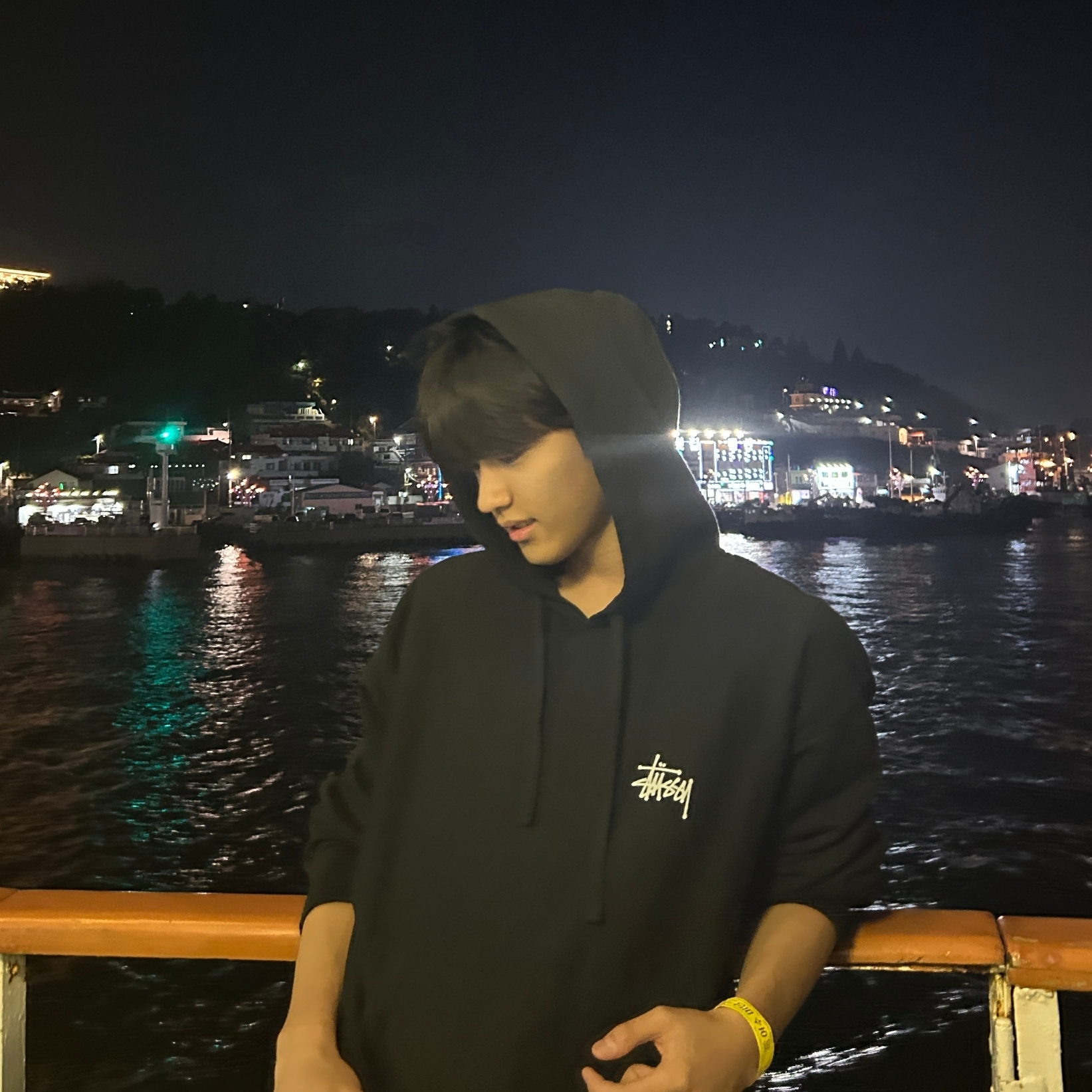 Stussy Basic Stussy Pigment Dyed Hoodie Black 착용 스타일 - 1