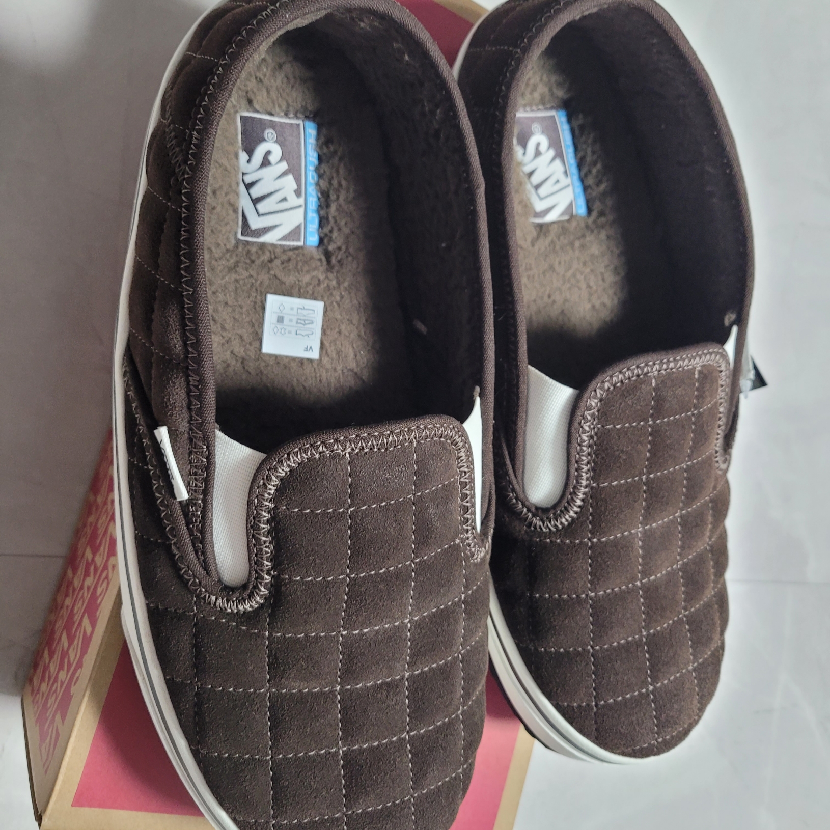Vans Slip-er 2 Sherpa Demitasse 착용 스타일 - 1
