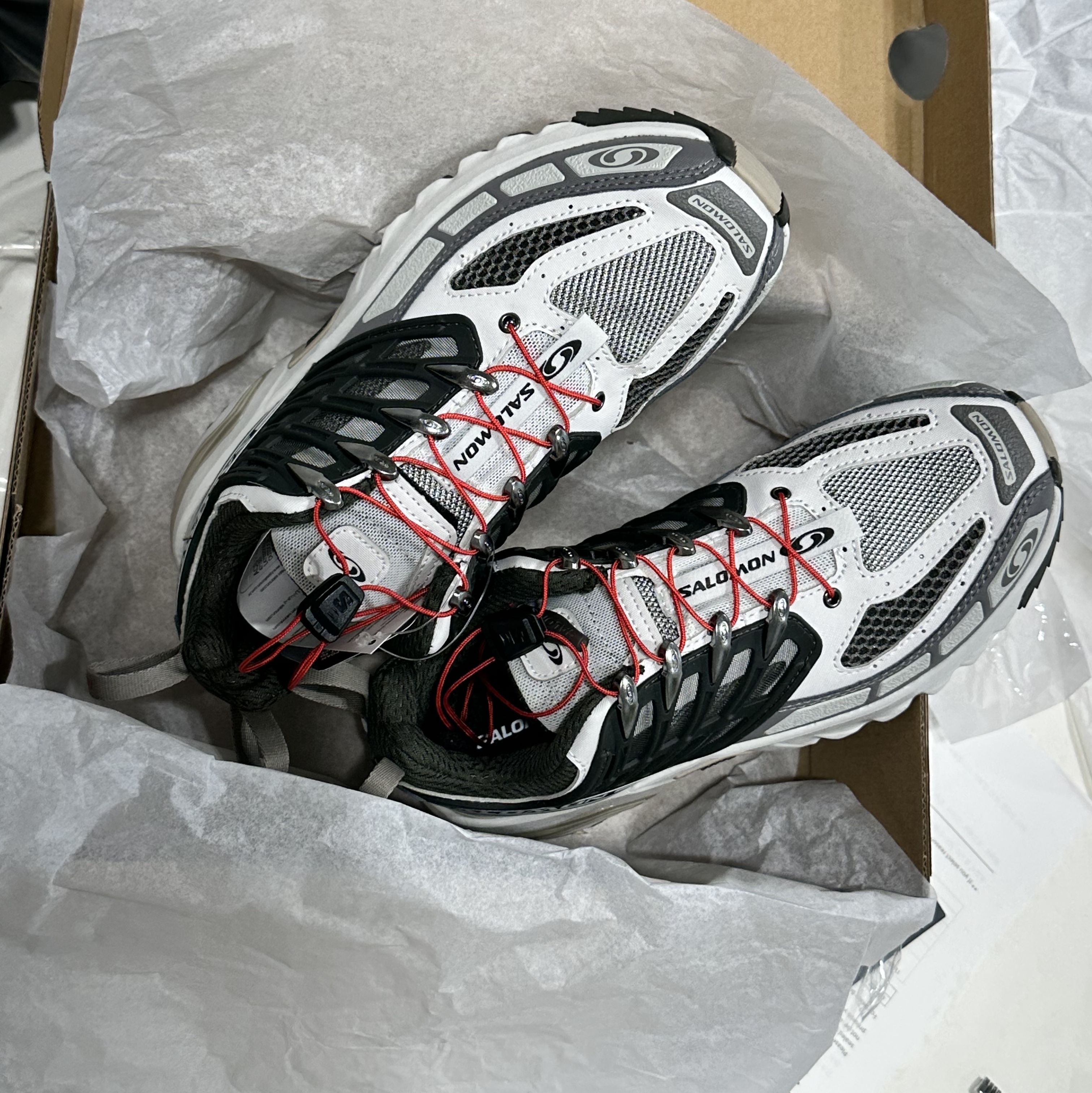 Salomon ACS Pro Beluga Vintage Khaki 착용 스타일 - 2