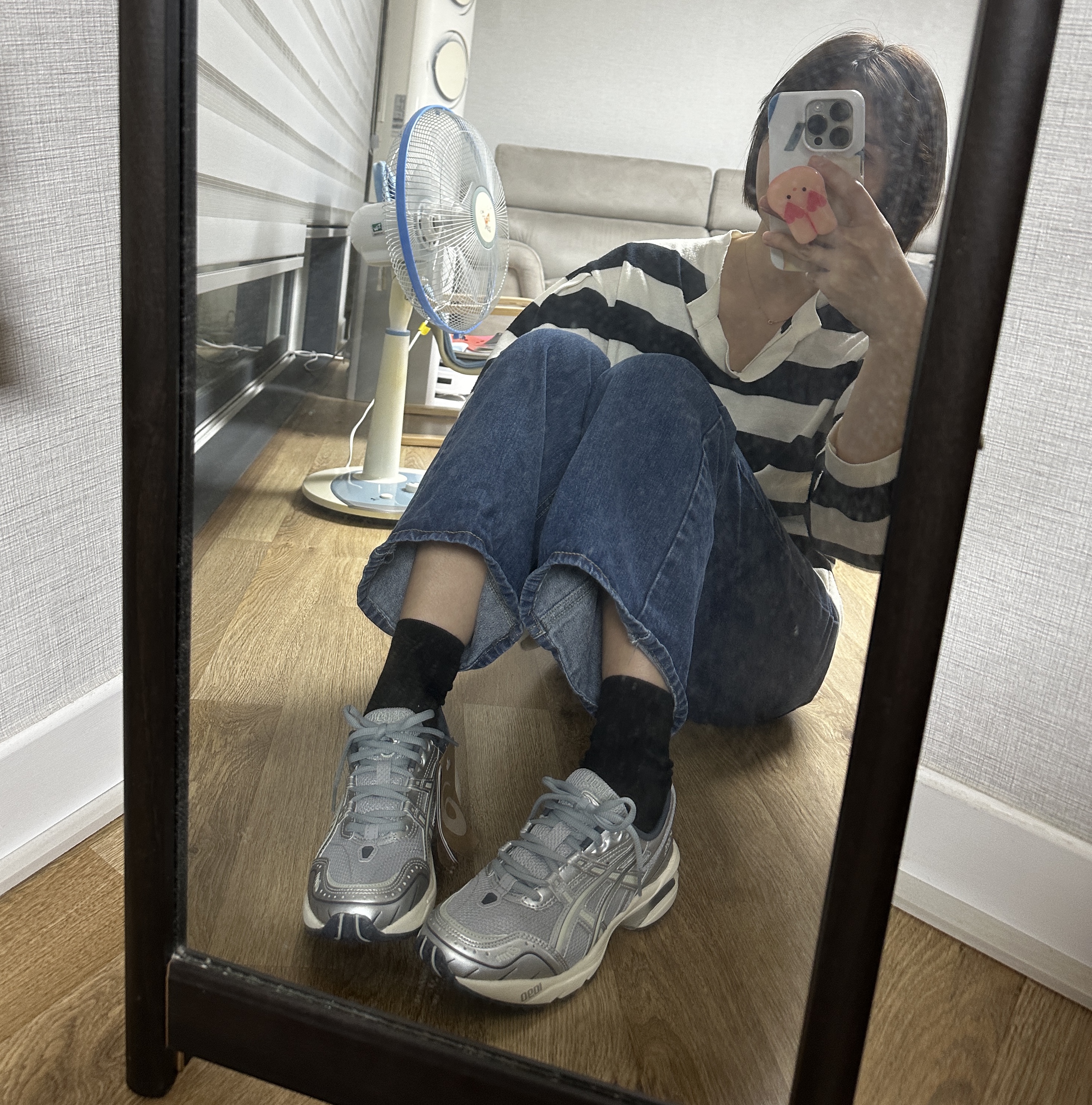 Asics Gel-1090 Piedmont Grey 착용 스타일 - 1