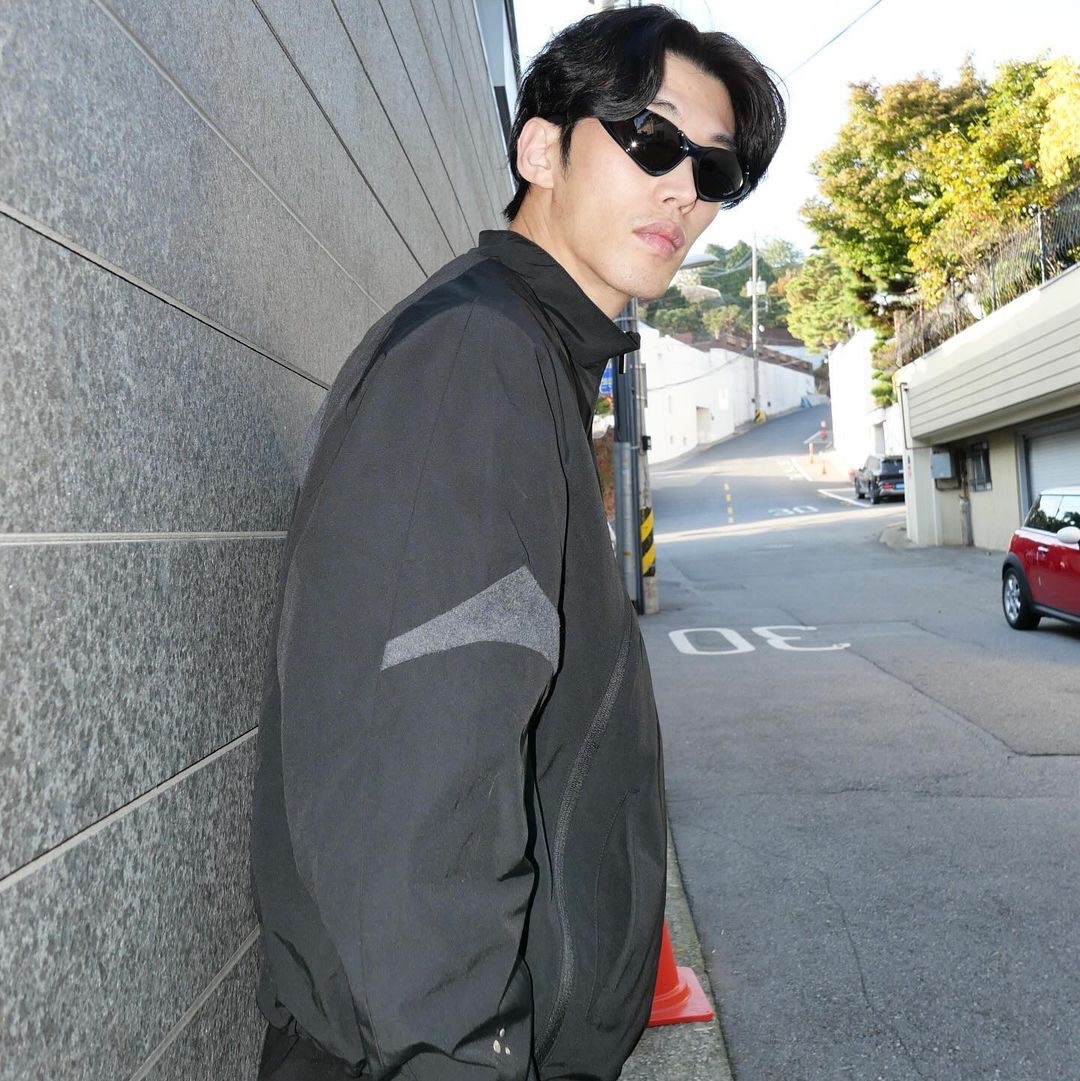 Opening Project 303 Cropped Jacket Black, Opening Project 303 Cropped Jacket Charcoal 착용 스타일 - 2
