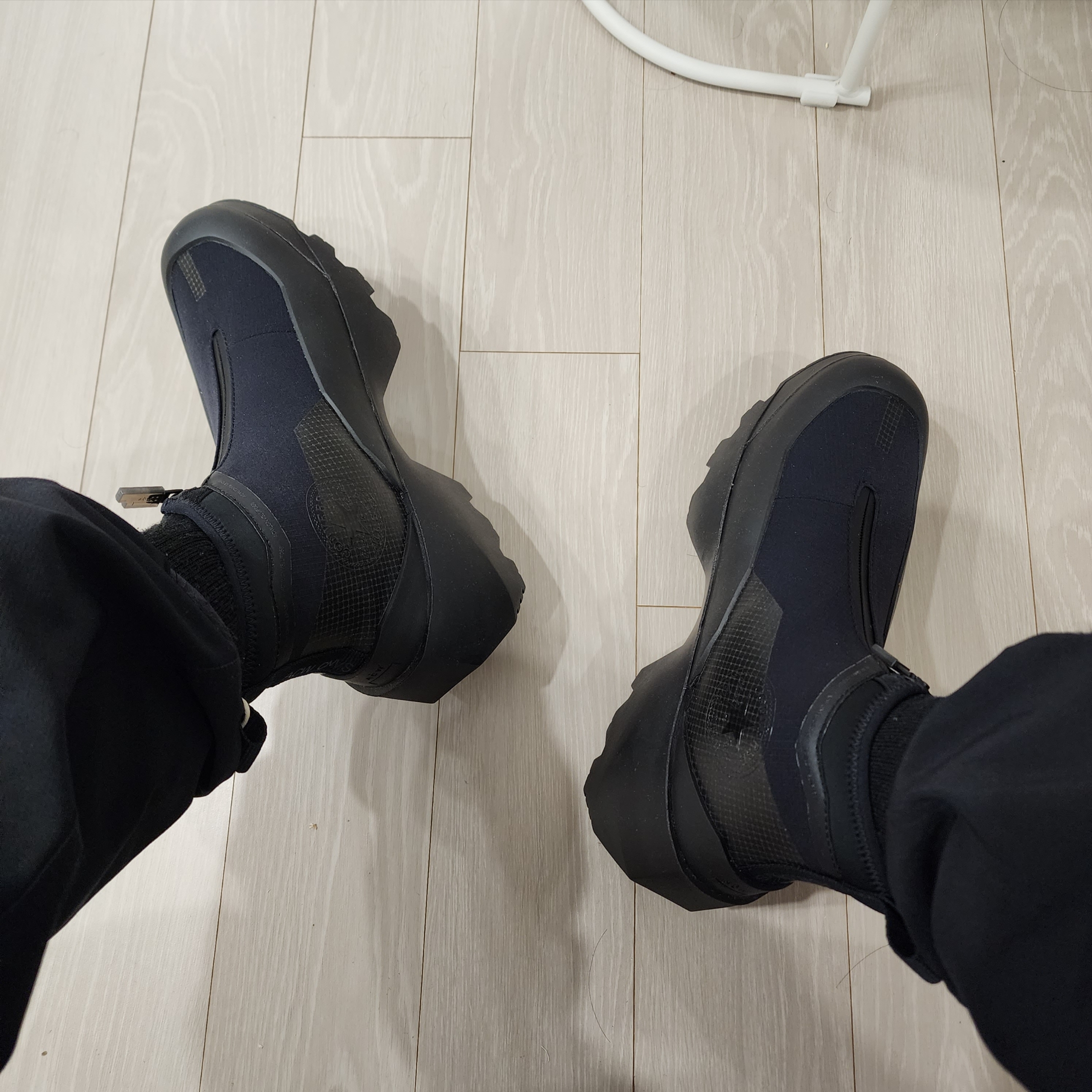 Converse x A-Cold-Wall Geo Forma Boot Onyx 착용 스타일 - 4