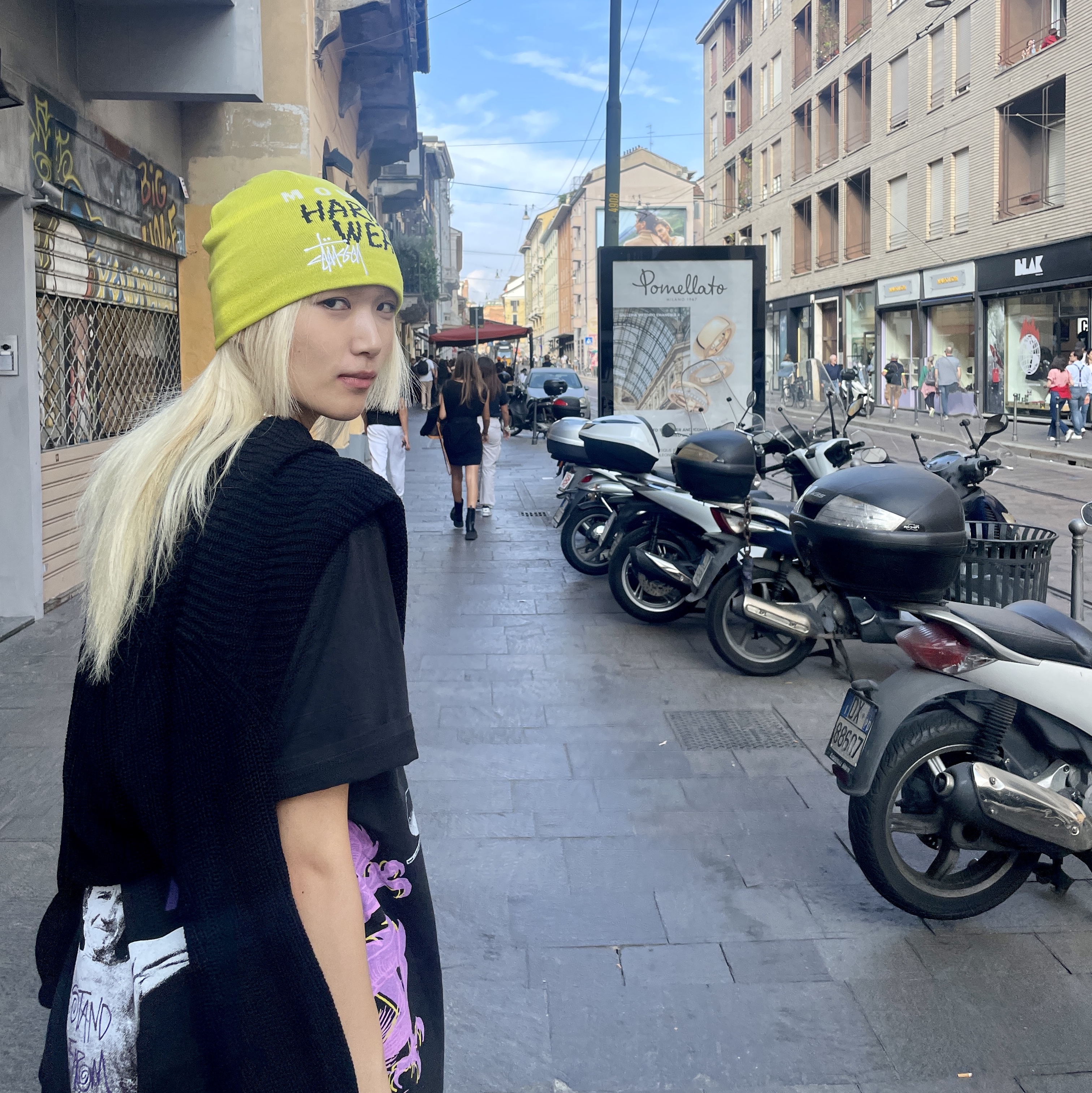 Stussy x Mountain Hardwear Merino Wool Skullcap Flashlight, Supreme Small Box Ribbed Sweater Black - 23FW 착용 스타일 - 1
