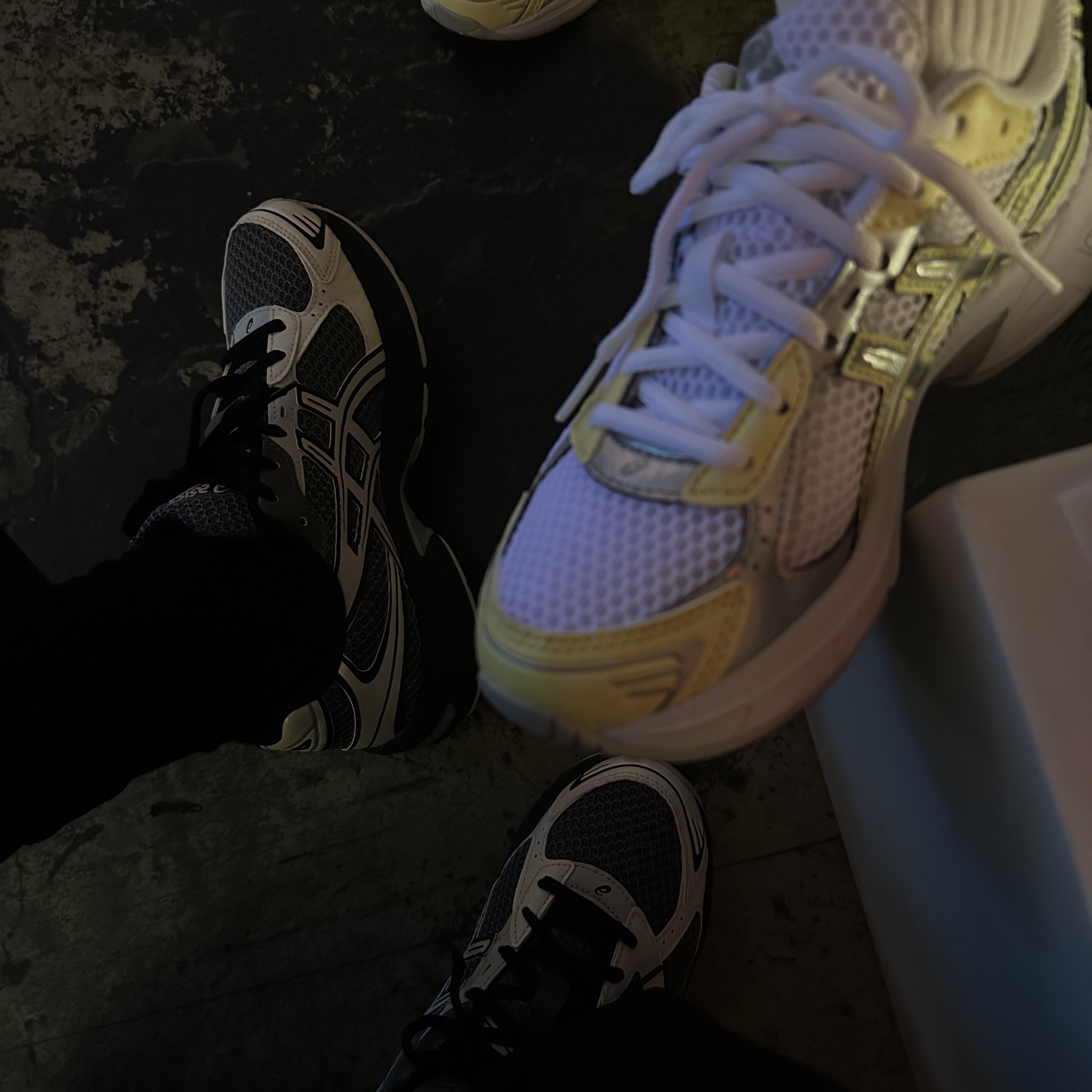 Asics x I4P Gel-1130 Mink Glacier Grey 착용 스타일 - 3