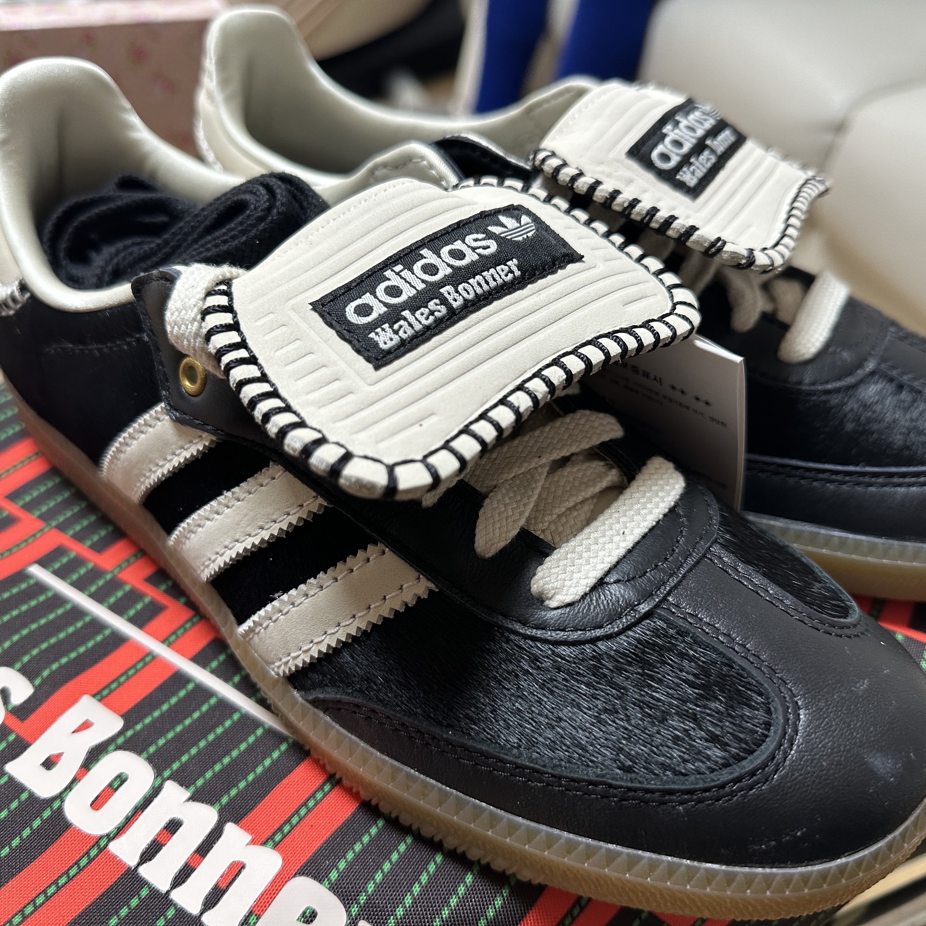 Adidas x Wales Bonner Pony Tonal Samba Core Black Cream White 착용 스타일