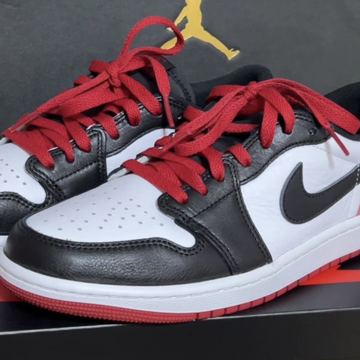 Jordan 1 Retro Low OG Black Toe 착용 스타일
