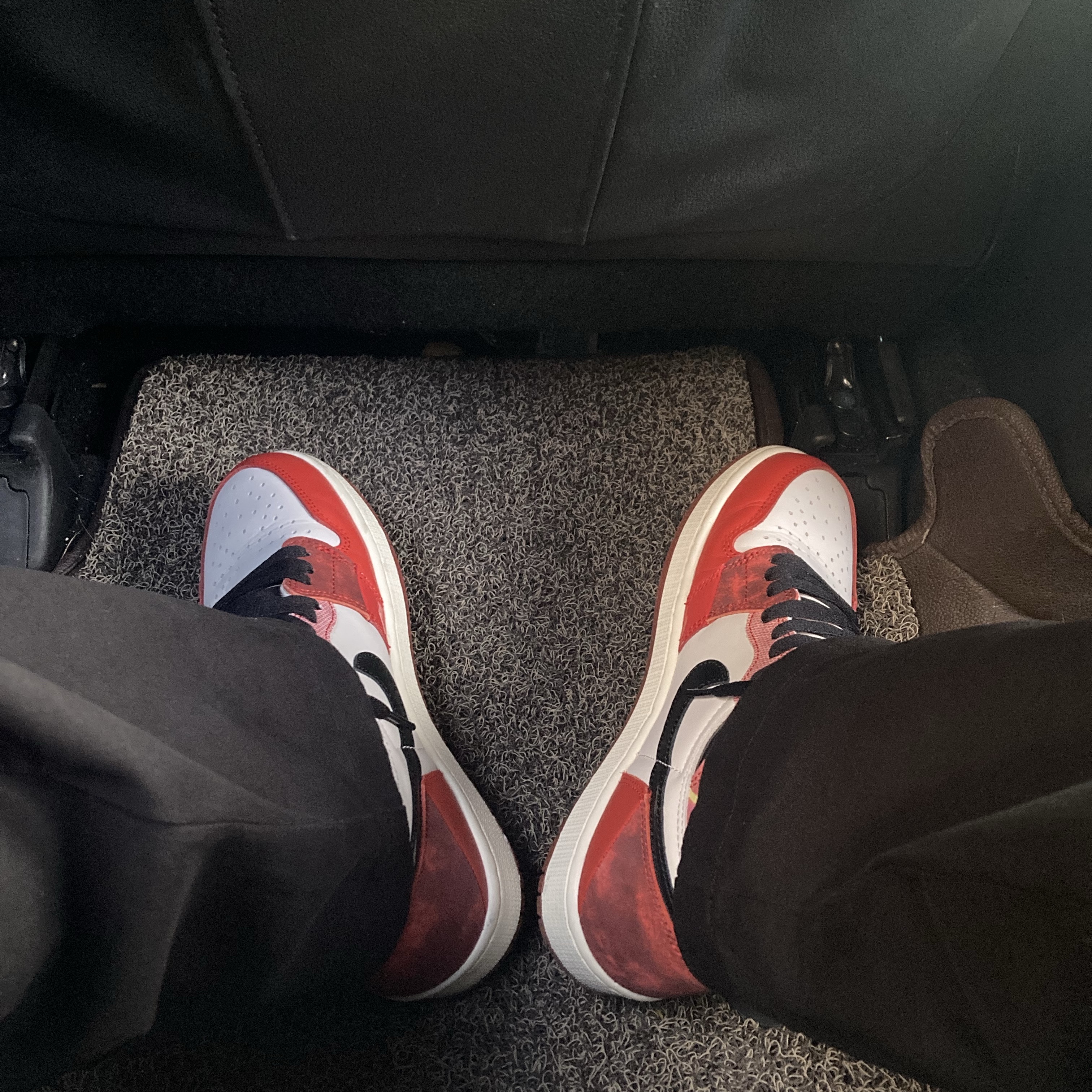 Jordan 1 Retro High Spider-Man Next Chapter 착용 스타일