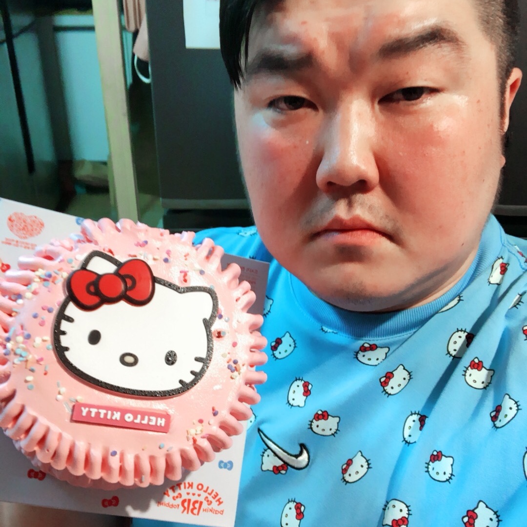 Nike x Hello Kitty NRG T-Shirt University Blue - Asia 착용 스타일
