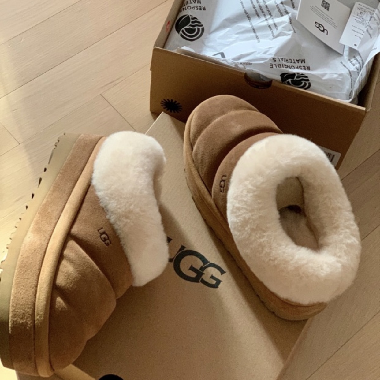(W) UGG Tazzlita Chestnut 착용 스타일 - 7