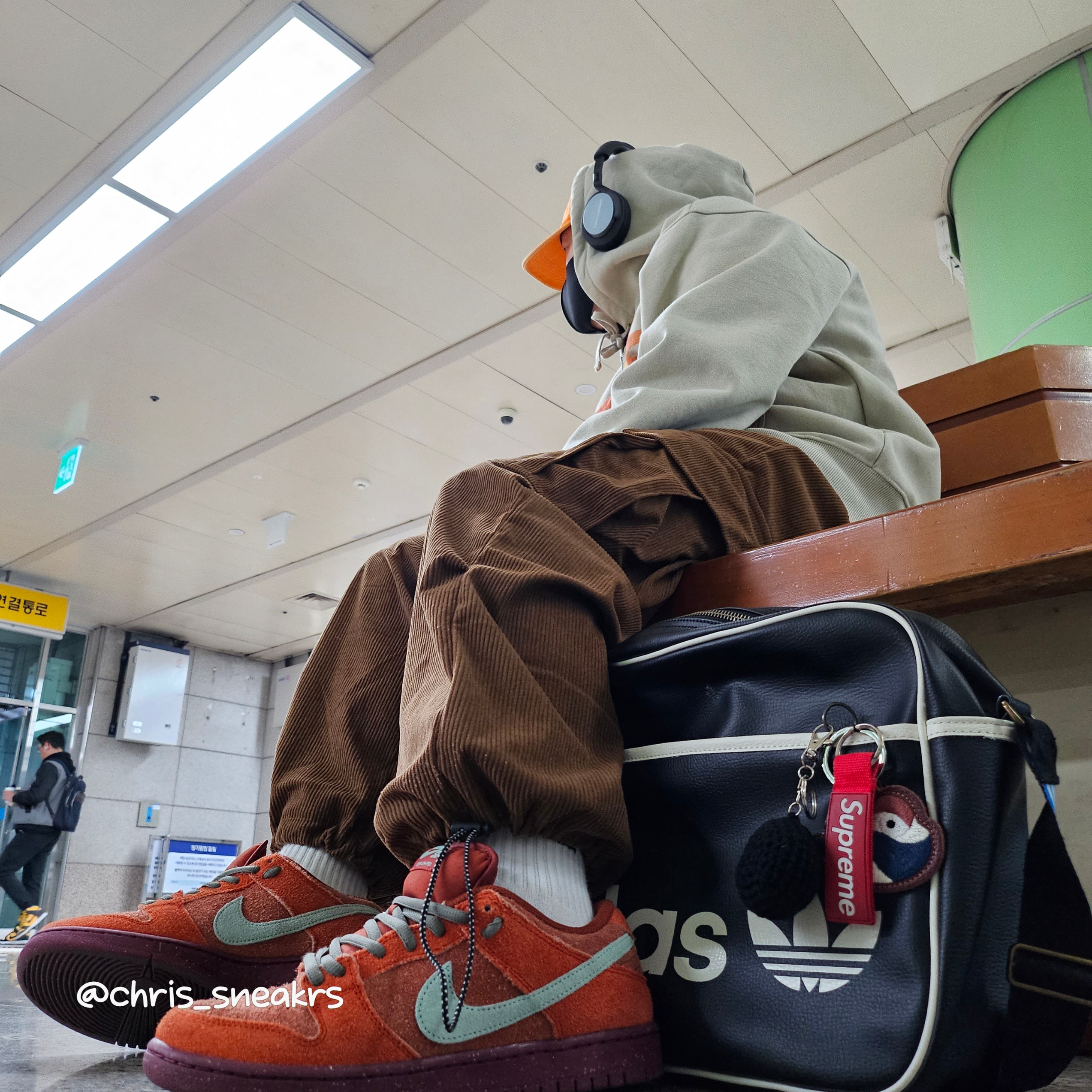 Supreme Pigment Canvas S Logo 6-Panel Orange - 23SS, Stussy Web Zip Hoodie Khaki 착용 스타일 - 2