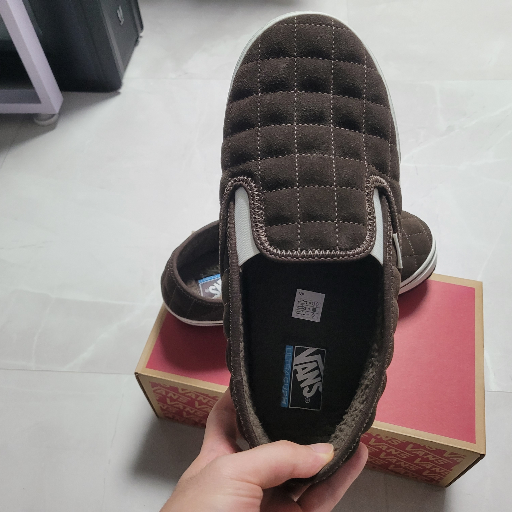 Vans Slip-er 2 Sherpa Demitasse 착용 스타일 - 2