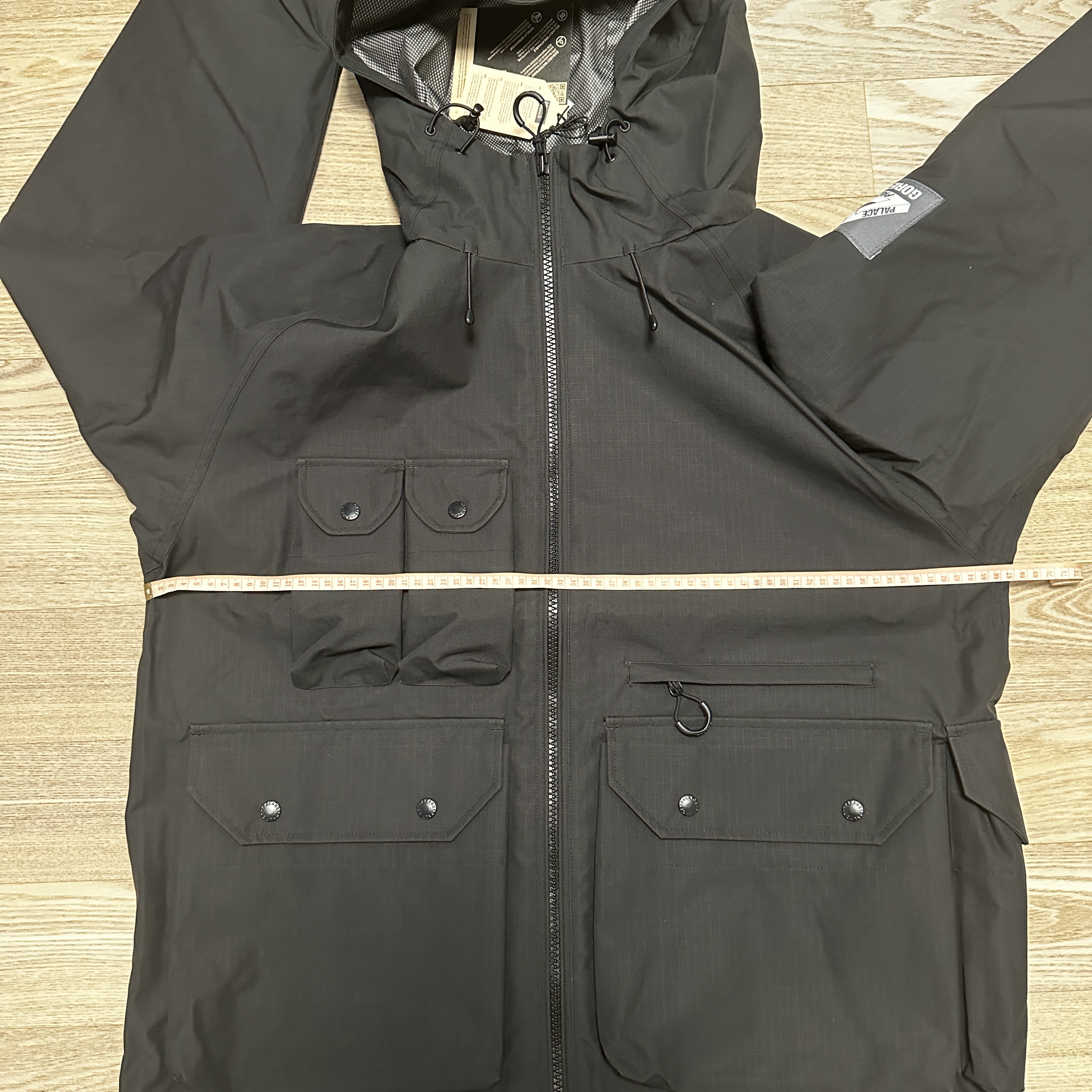 Palace Gore-Tex Cotton RS Jacket Black - 23FW 착용 스타일 - 7