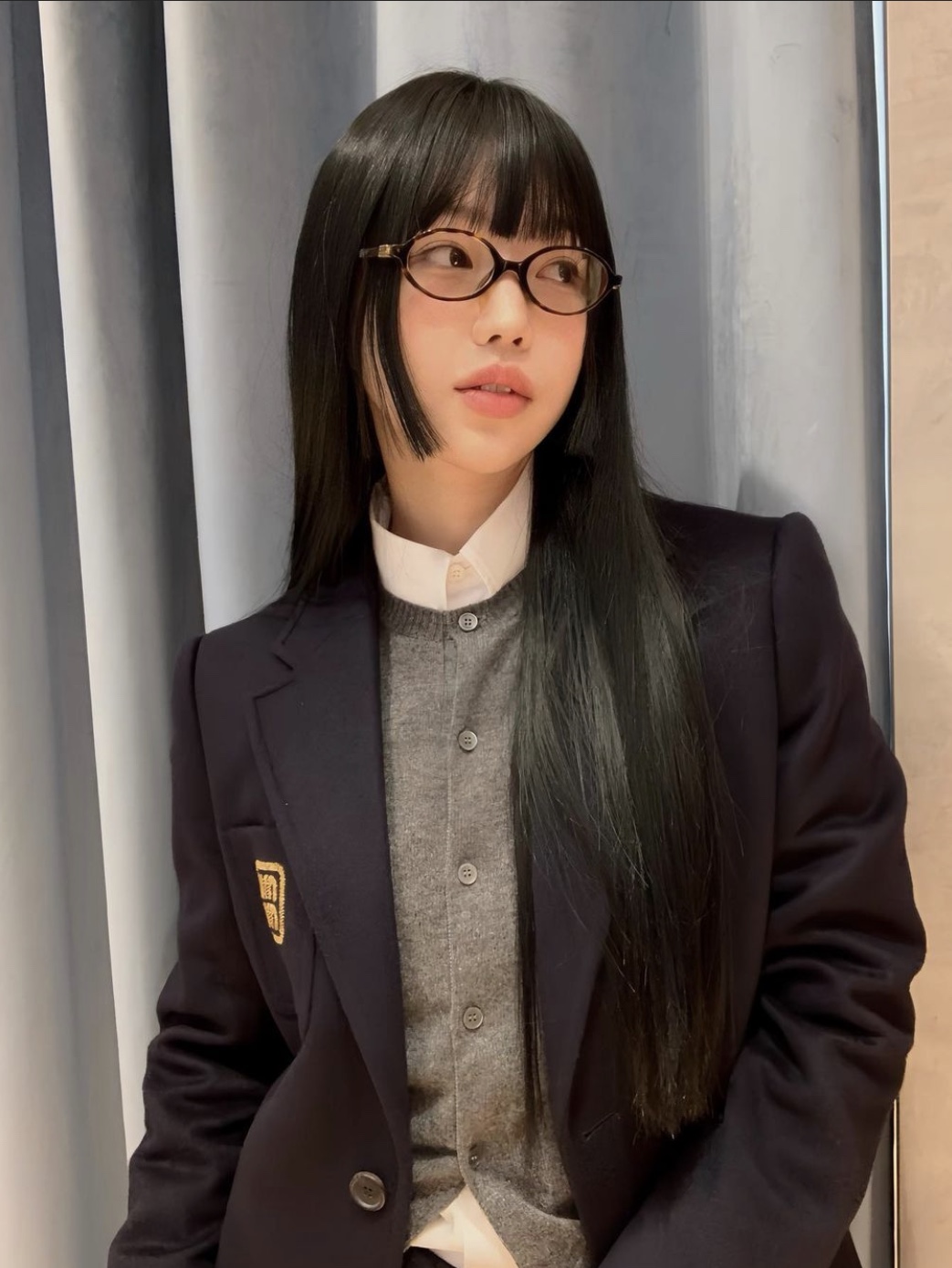 (W) Miu Miu Cashmere Knit Cardigan Slate Grey 착용 스타일