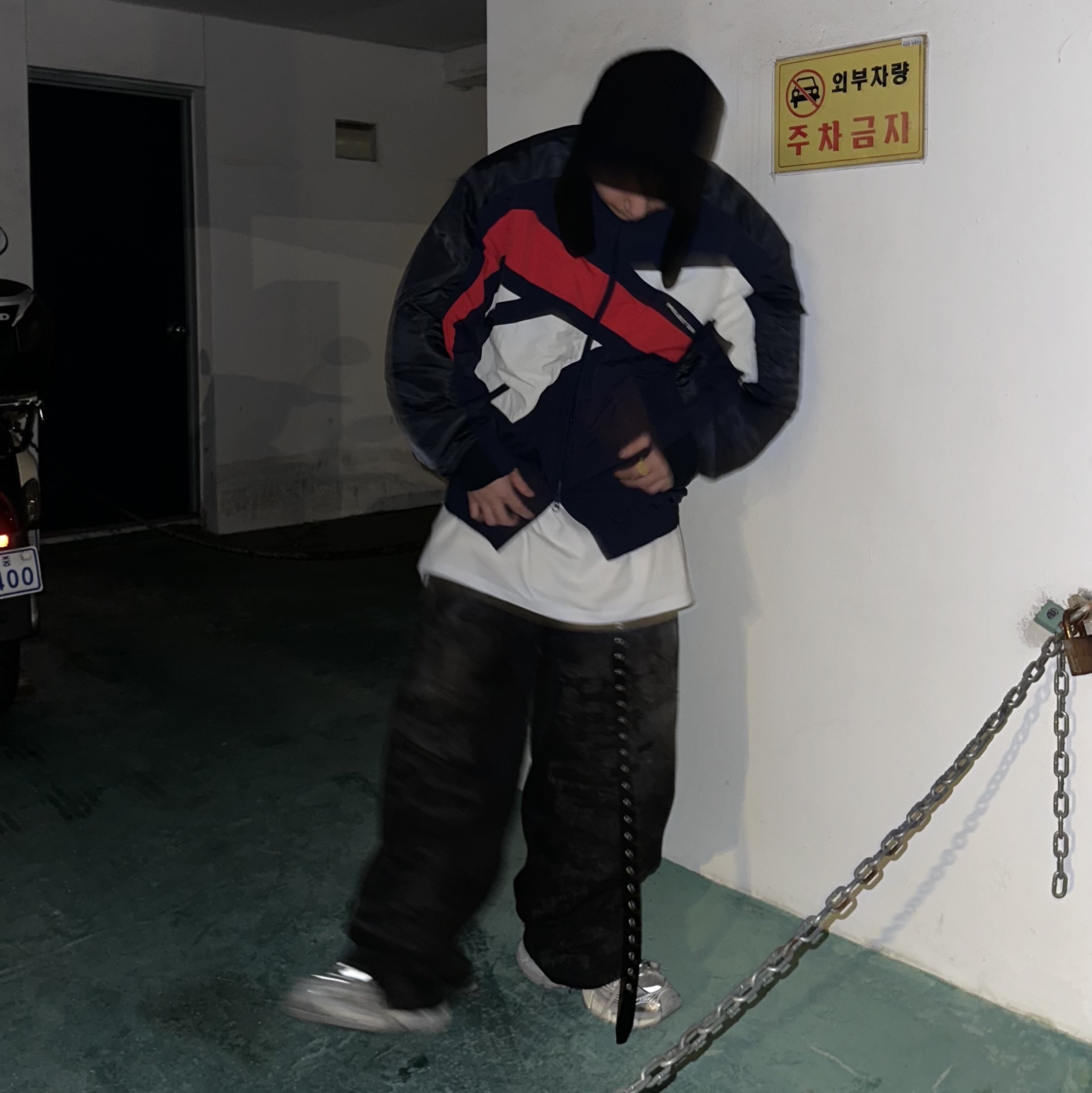 Project G/R x Reebok Hybrid Bomber Track Jacket Navy, Project G/R Asura Long Sleeve White 착용 스타일 - 3