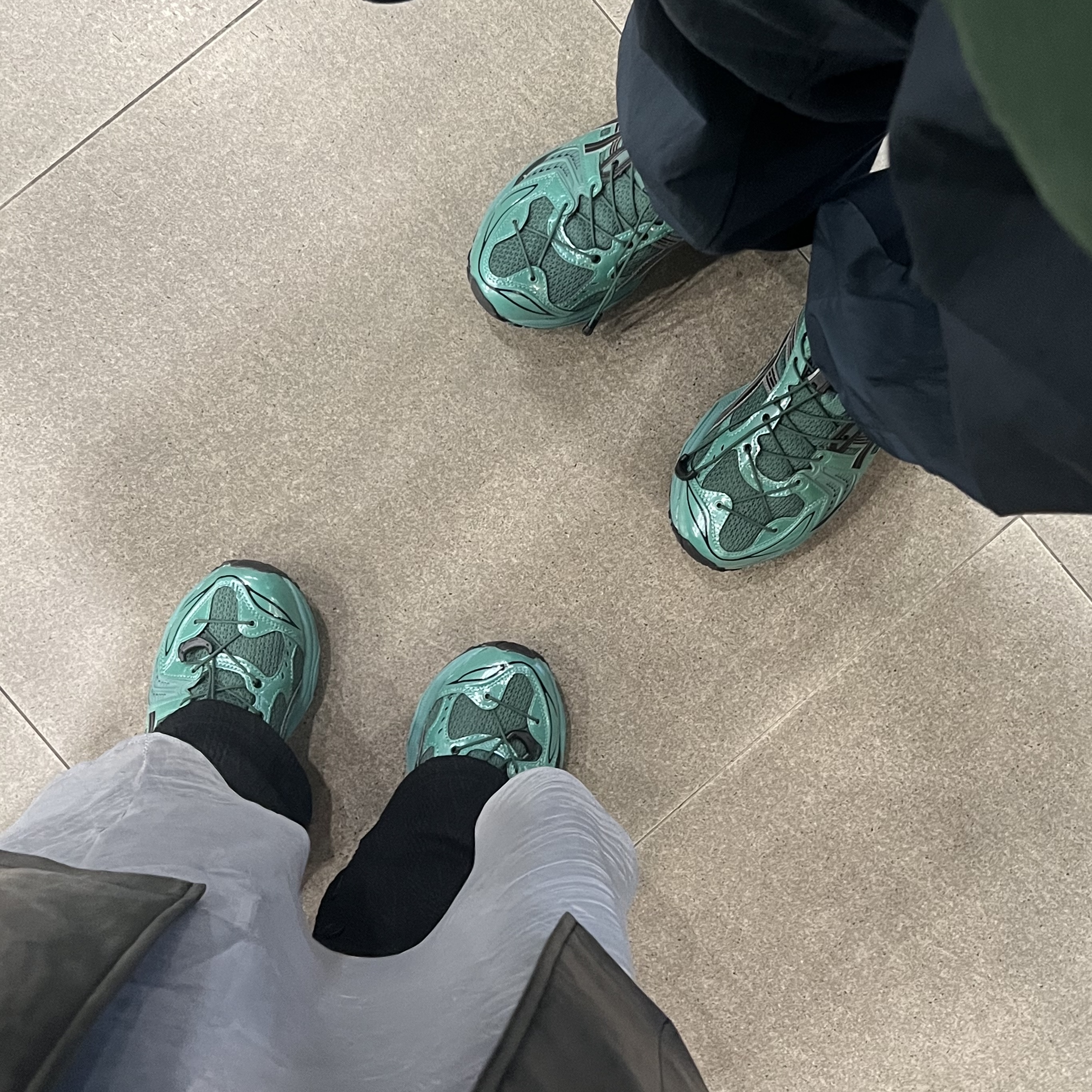 Asics x Unaffected Gel-Kayano 14 Uranus Green 착용 스타일