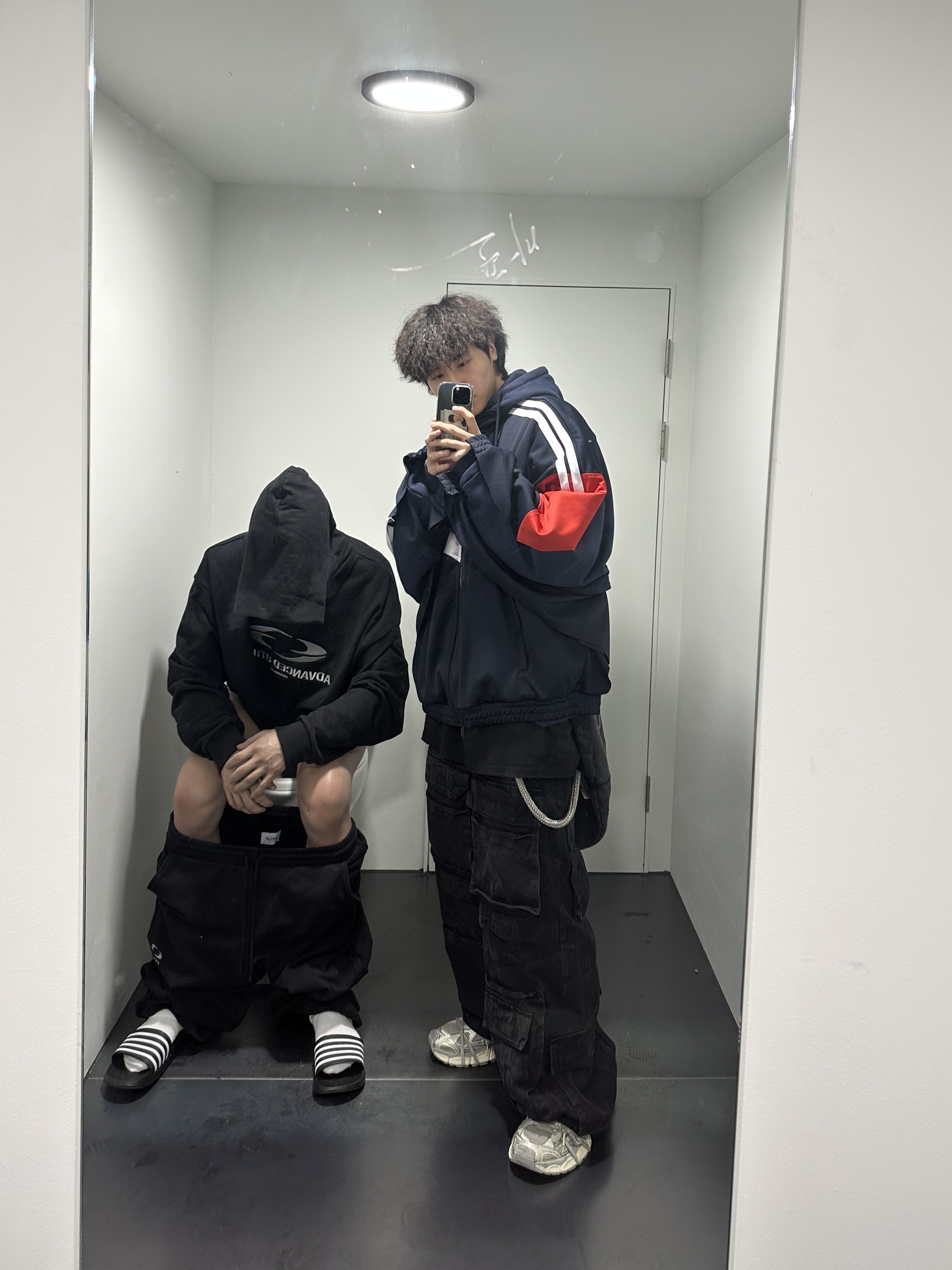 Project G/R Hybrid Hooded Track Jacket Navy 착용 스타일 - 1