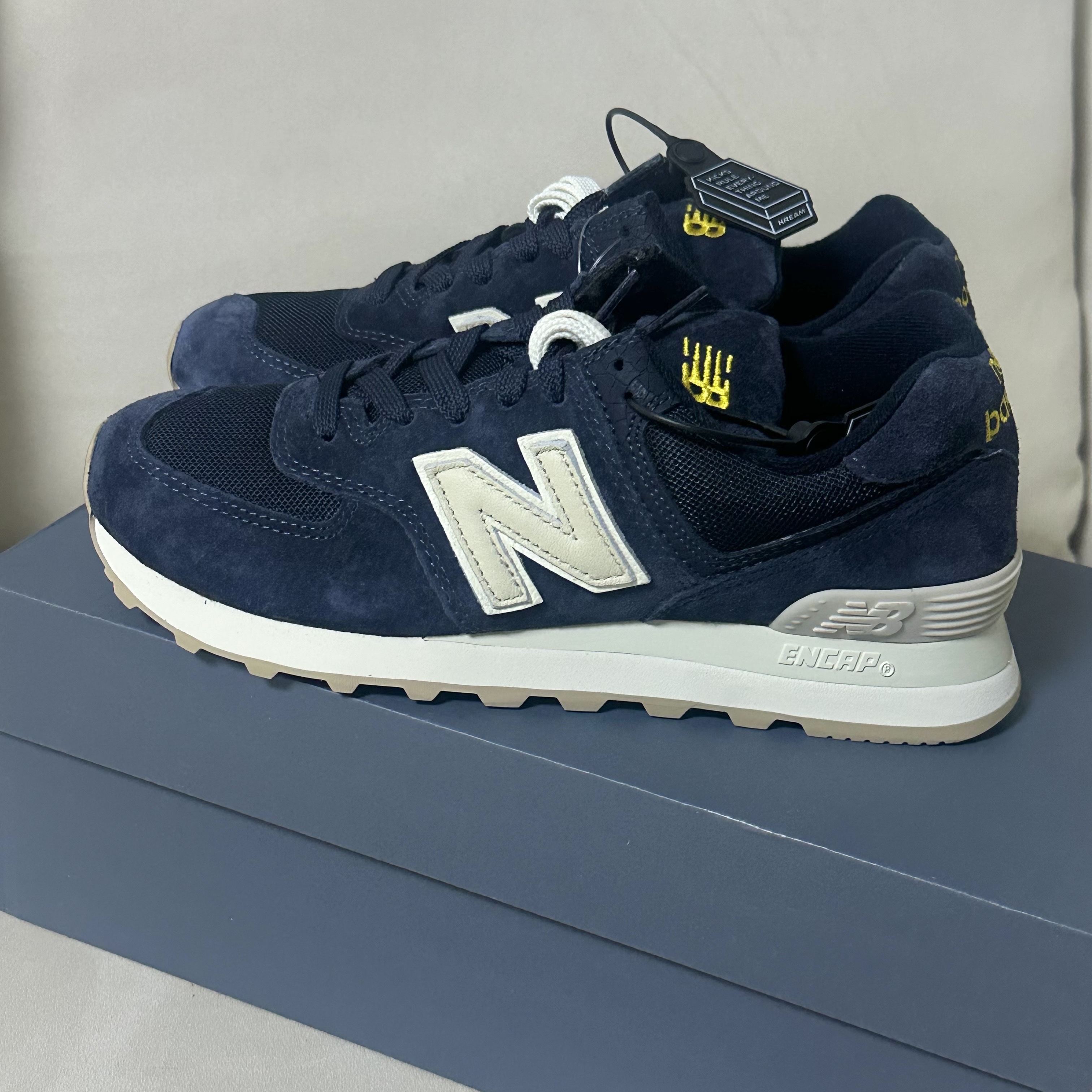 New Balance x Recto 574 Faded Navy Classic 착용 스타일