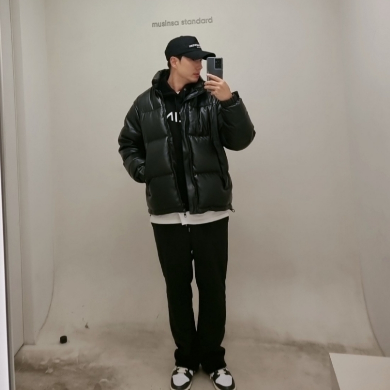 (W) Nike Dunk Low Vintage Black and White 착용 스타일
