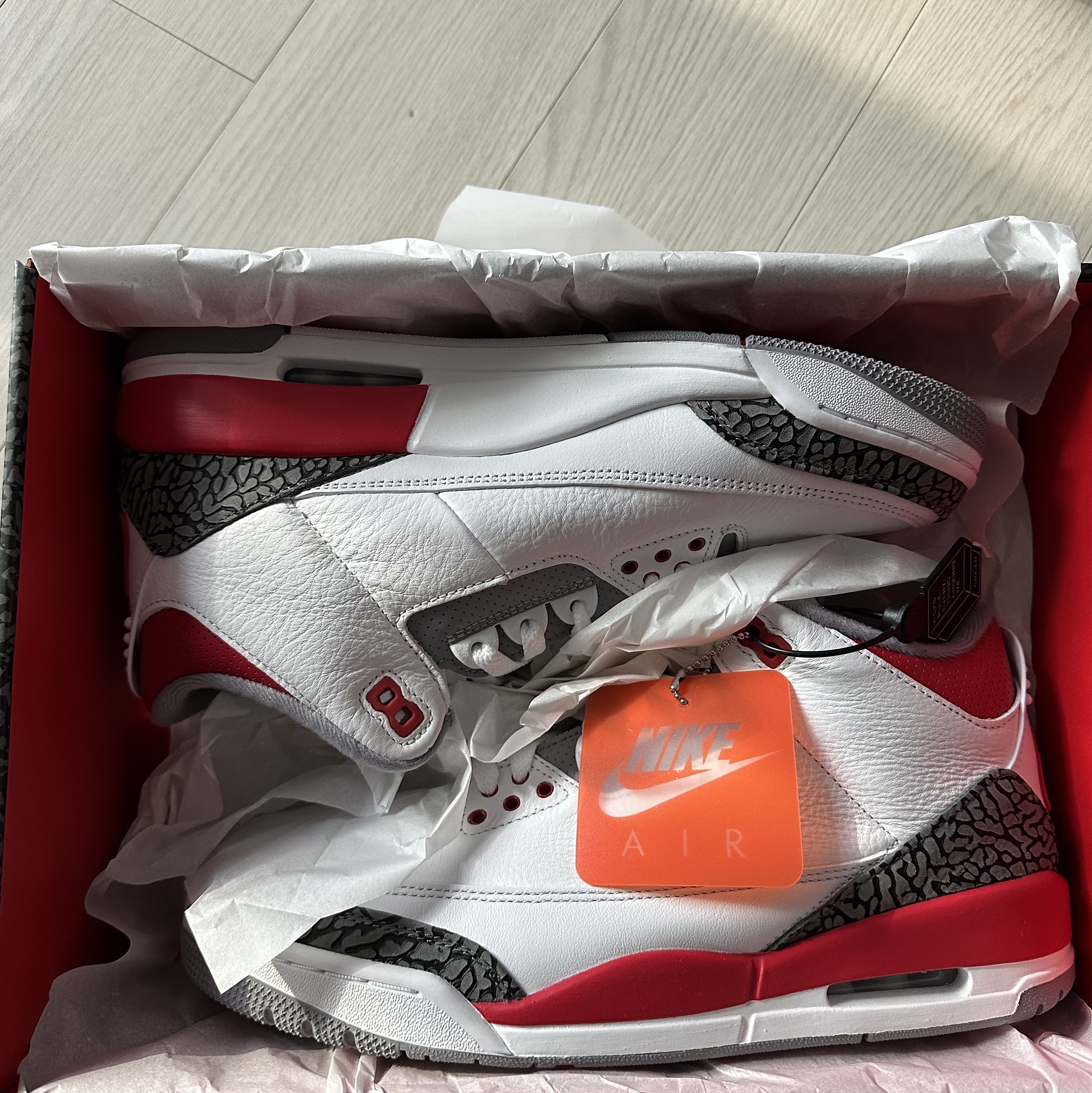 Jordan 3 Retro Fire Red 2022, Jordan x Trophy Room Wooven Jacket Midnight Navy - US/EU 착용 스타일 - 1