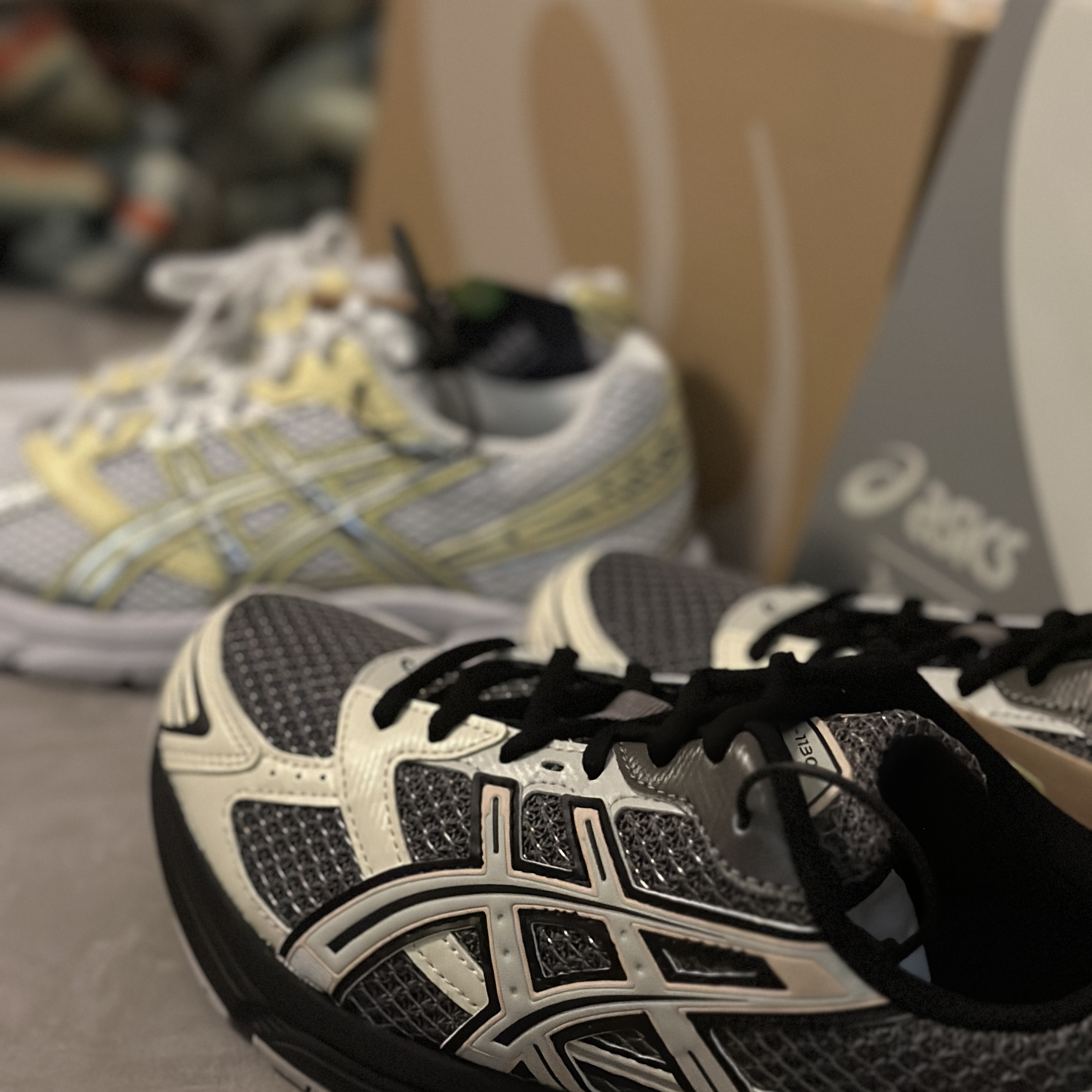 Asics x I4P Gel-1130 Mink Glacier Grey 착용 스타일 - 4