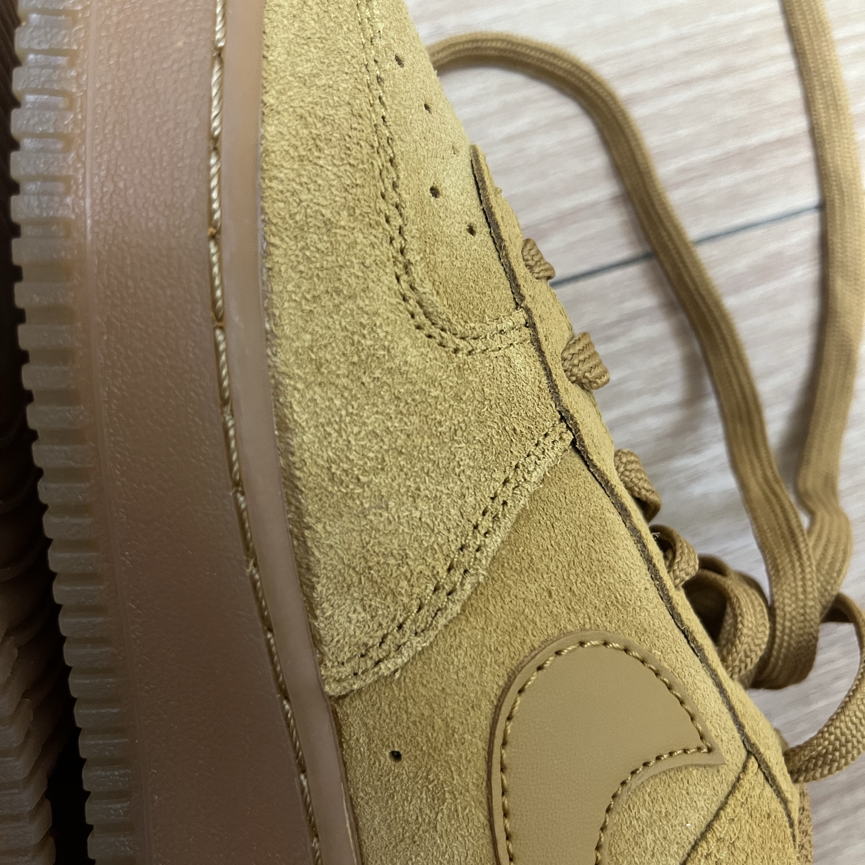 (GS) Nike Air Force 1 LV8 3 Wheat 착용 스타일 - 2