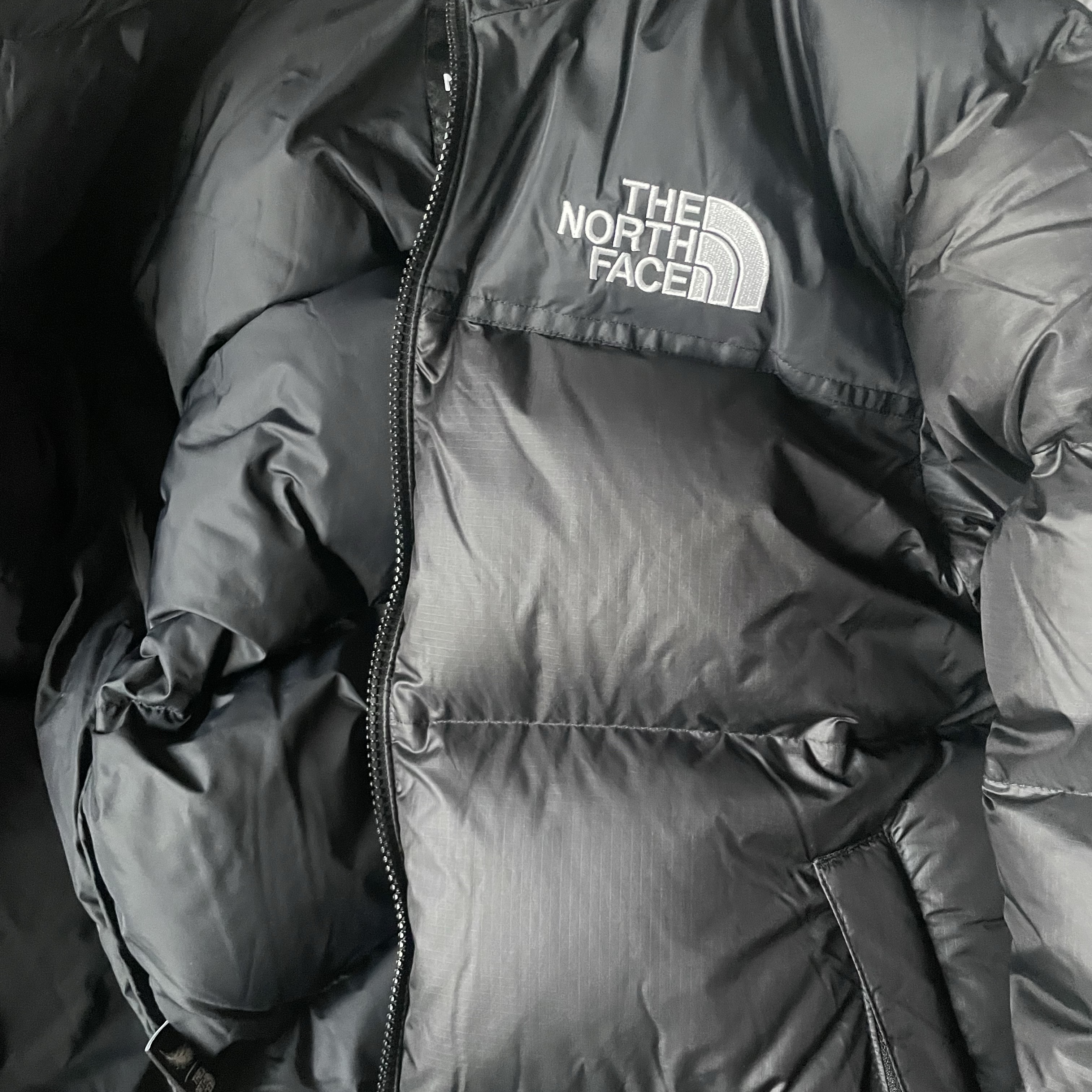 The North Face 1996 Eco Nuptse Jacket Black 착용 스타일