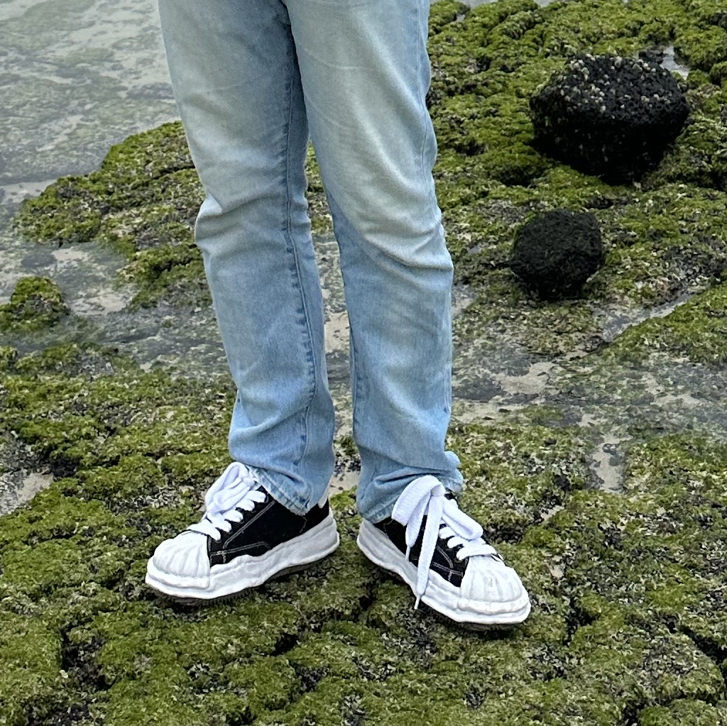 Maison Mihara Yasuhiro Blakey OG Sole Canvas Low-top Sneakers Black White 착용 스타일