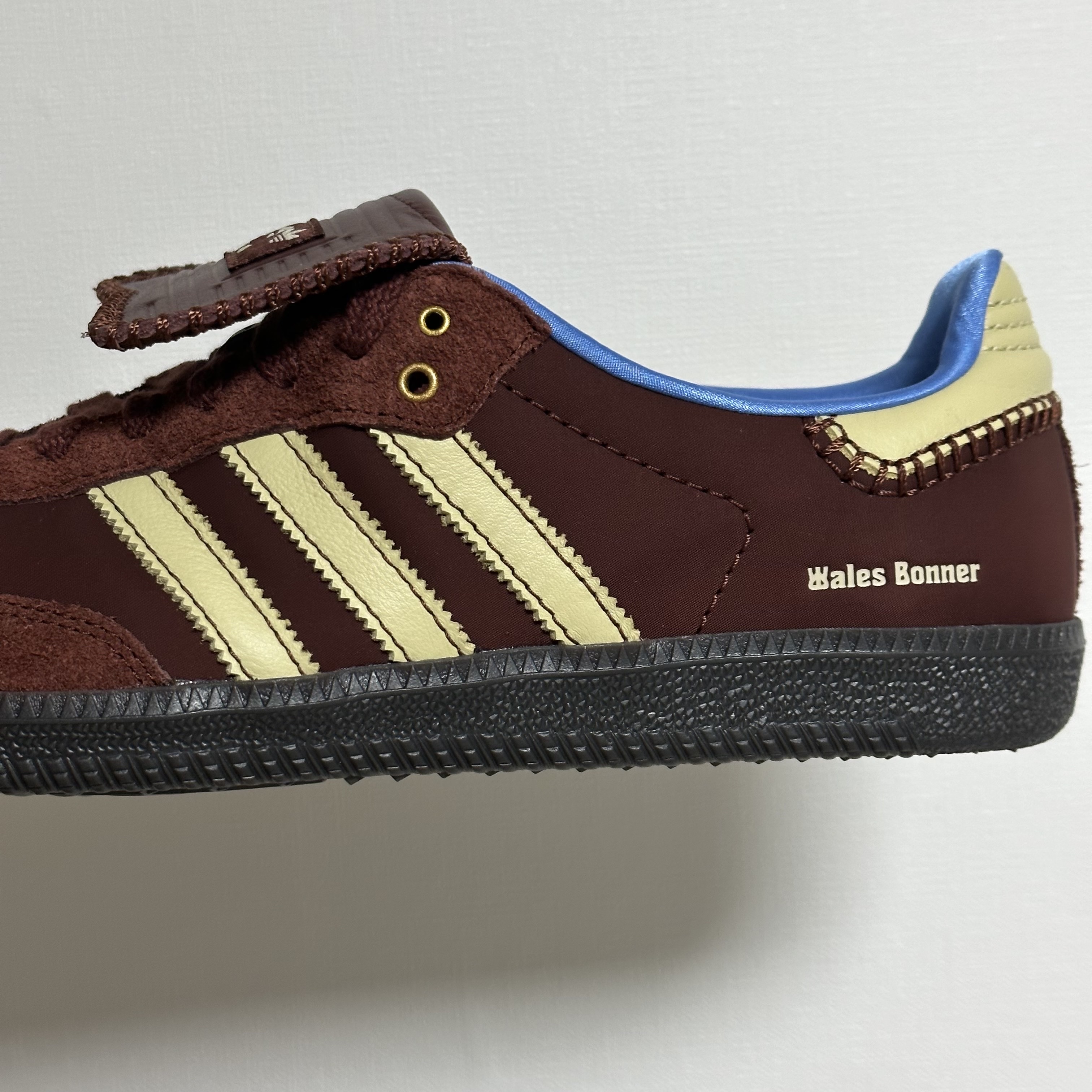 Adidas x Wales Bonner Nylon Samba Fox Brown Sandy Beige 착용 스타일 - 2