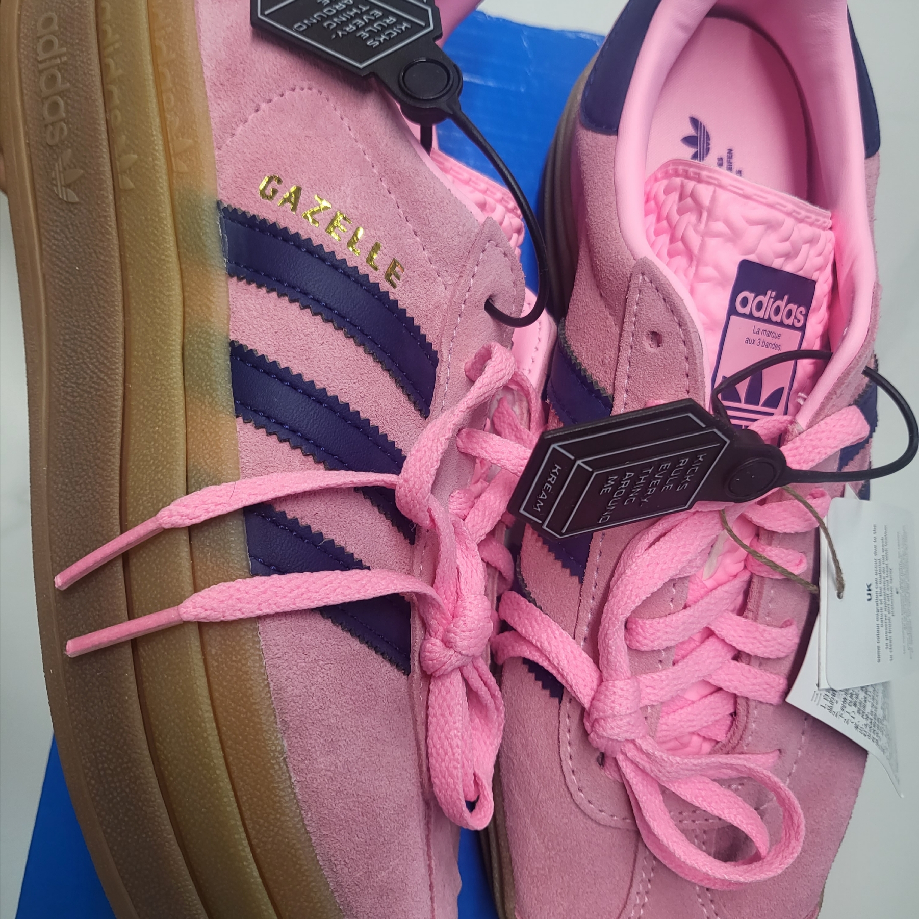 (W) Adidas Gazelle Bold Pink Glow Victory Blue 착용 스타일