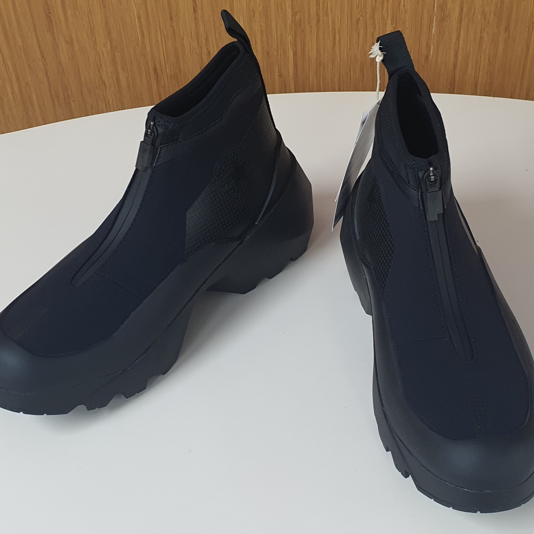 Converse x A-Cold-Wall Geo Forma Boot Onyx 착용 스타일 - 2