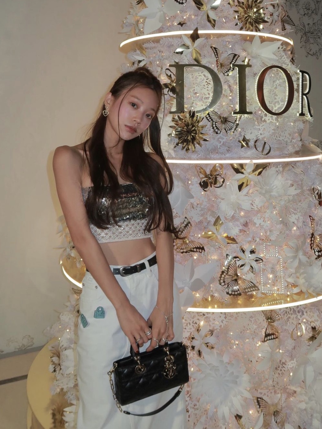 Dior Small Lady D-Joy Bag Cannage Lambskin Black 착용 스타일