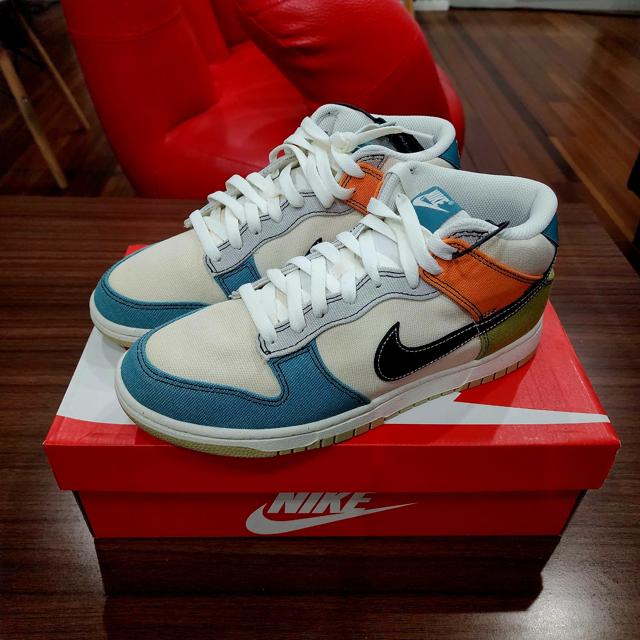 Nike Dunk Mid Mineral Teal and Moss 착용 스타일